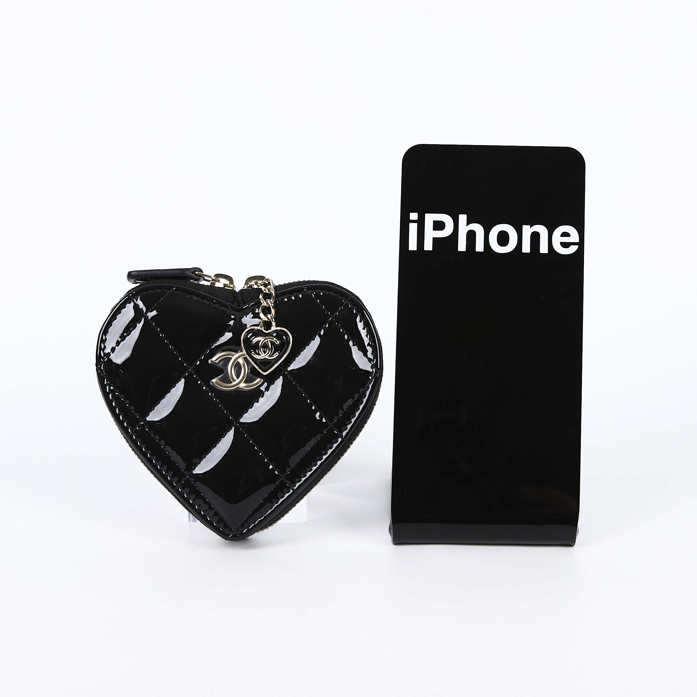 香奈兒 CHANEL CC LOGO 漆面 零錢包 錢包 掛飾  晶片款 黑漆皮愛心零錢包 原廠盒子/防塵袋