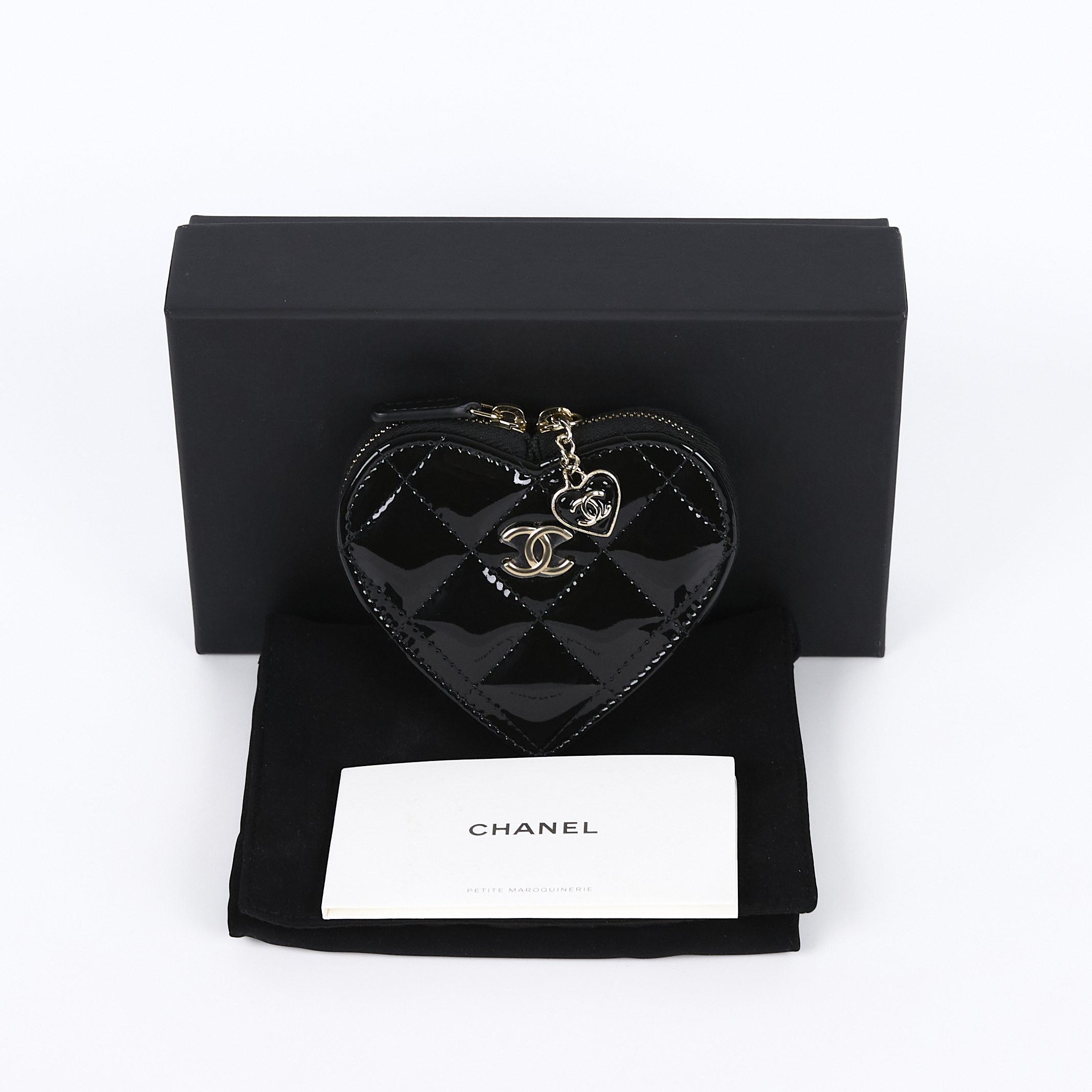 香奈兒 CHANEL CC LOGO 漆面 零錢包 錢包 掛飾  晶片款 黑漆皮愛心零錢包 原廠盒子/防塵袋