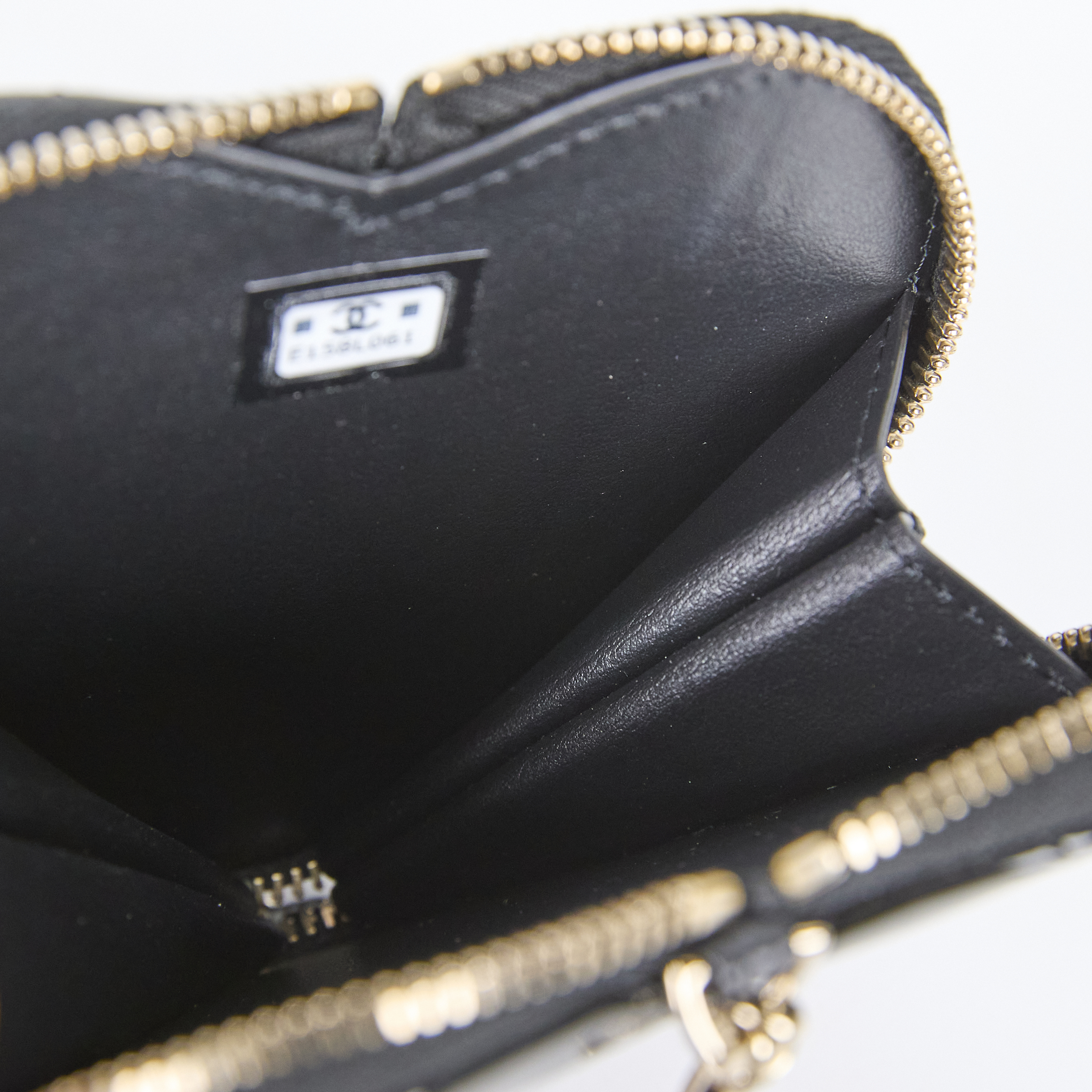 香奈兒 CHANEL CC LOGO 漆面 零錢包 錢包 掛飾  晶片款 黑漆皮愛心零錢包 原廠盒子/防塵袋