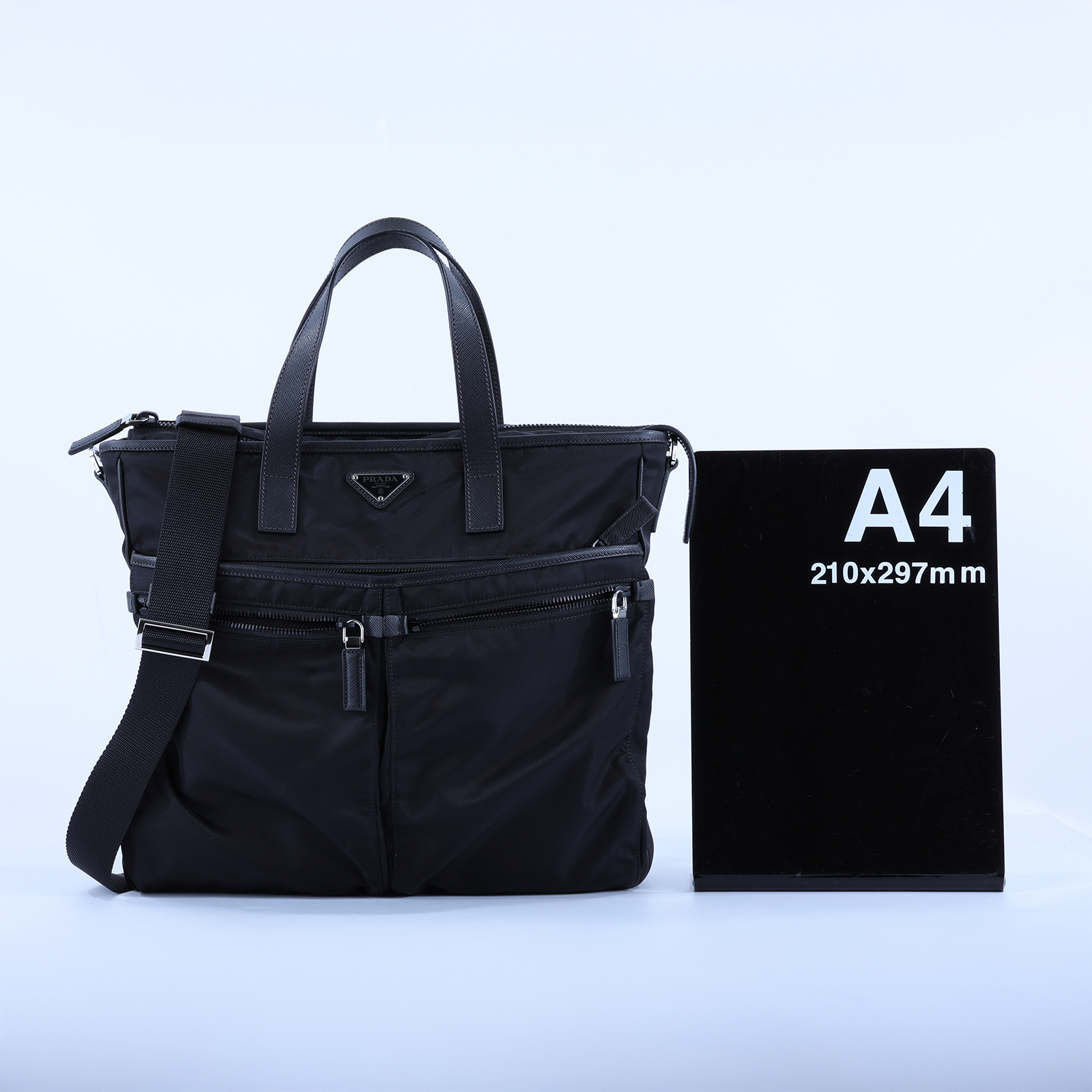 普拉達 PRADA Re-Nylon 公事包 2VG860_2DMH 黑尼龍公事包 防塵袋/背帶