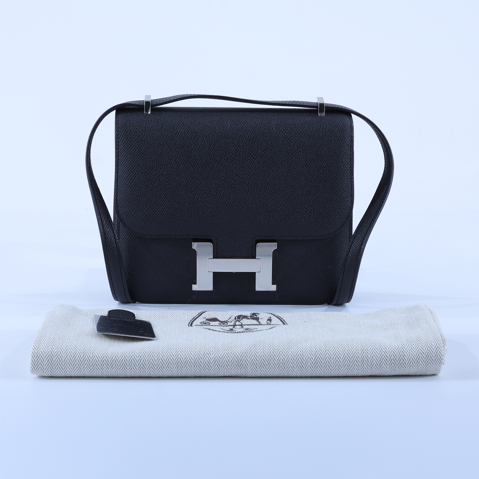 愛馬仕 Hermes Constance Bag 康康包 MIni 18 CN18 K CTT118 CS K刻黑銀CONSTANCE18 防塵袋/鏡子