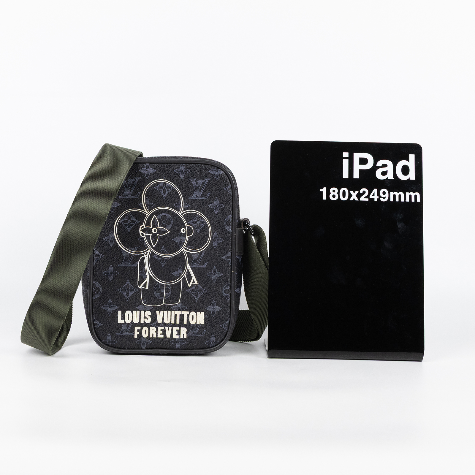 路易威登 LOUIS VUITTON Danube PM Vivienne FOREVER 肩背包 斜背包 M43677  原廠盒子/防塵袋