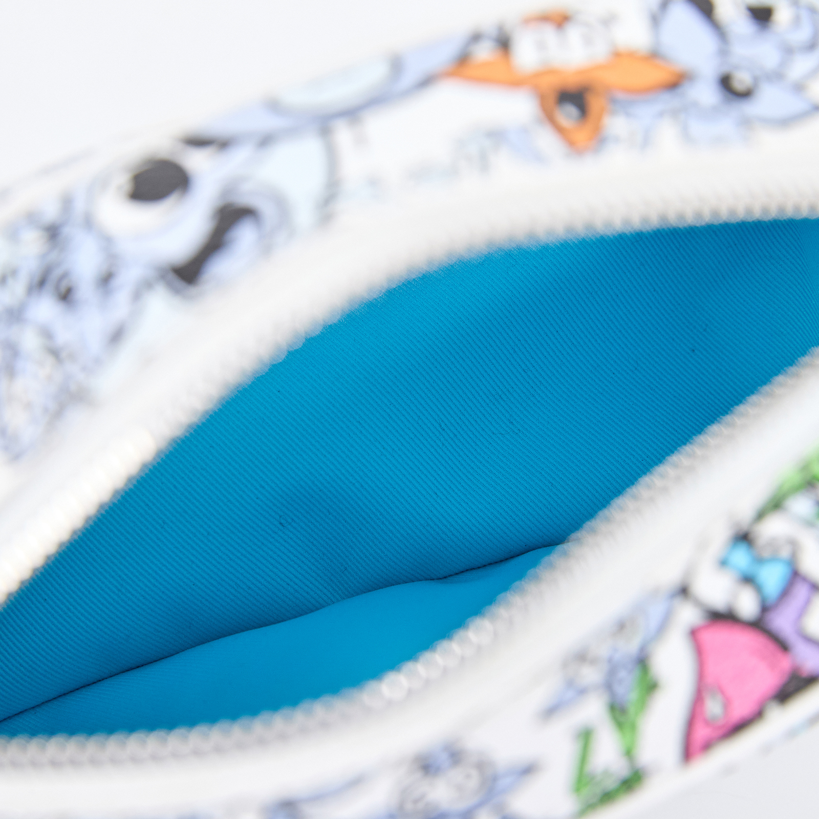 路易威登 LOUIS VUITTON Mini Soft Trunk Comics 斜背包 肩背包 M82008 晶片款  防塵袋