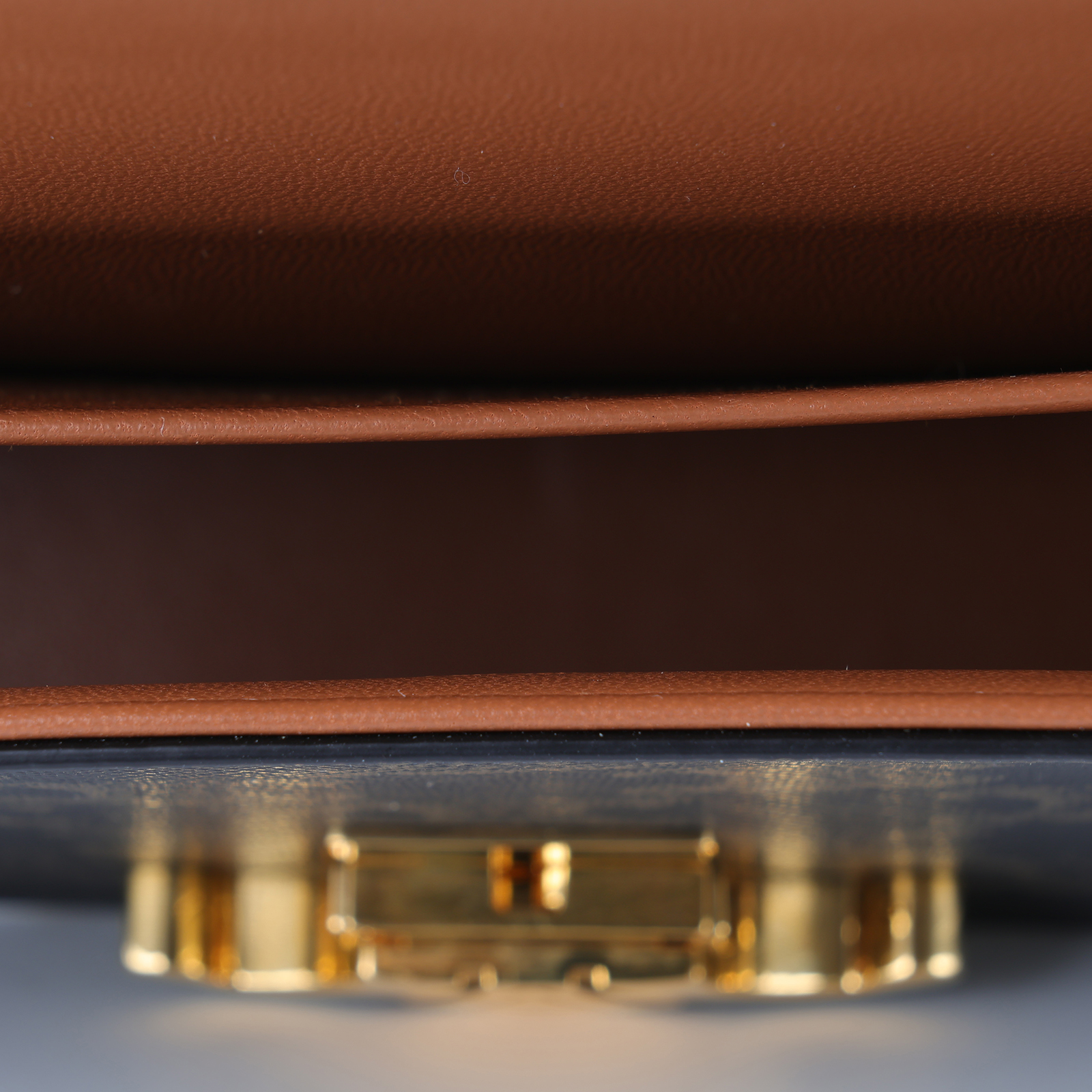 思琳 CELINE 凱旋門 TRIOMPHE Trionf 肩背包 197992DQW 棕TRIOMPHE鍊條包 防塵袋