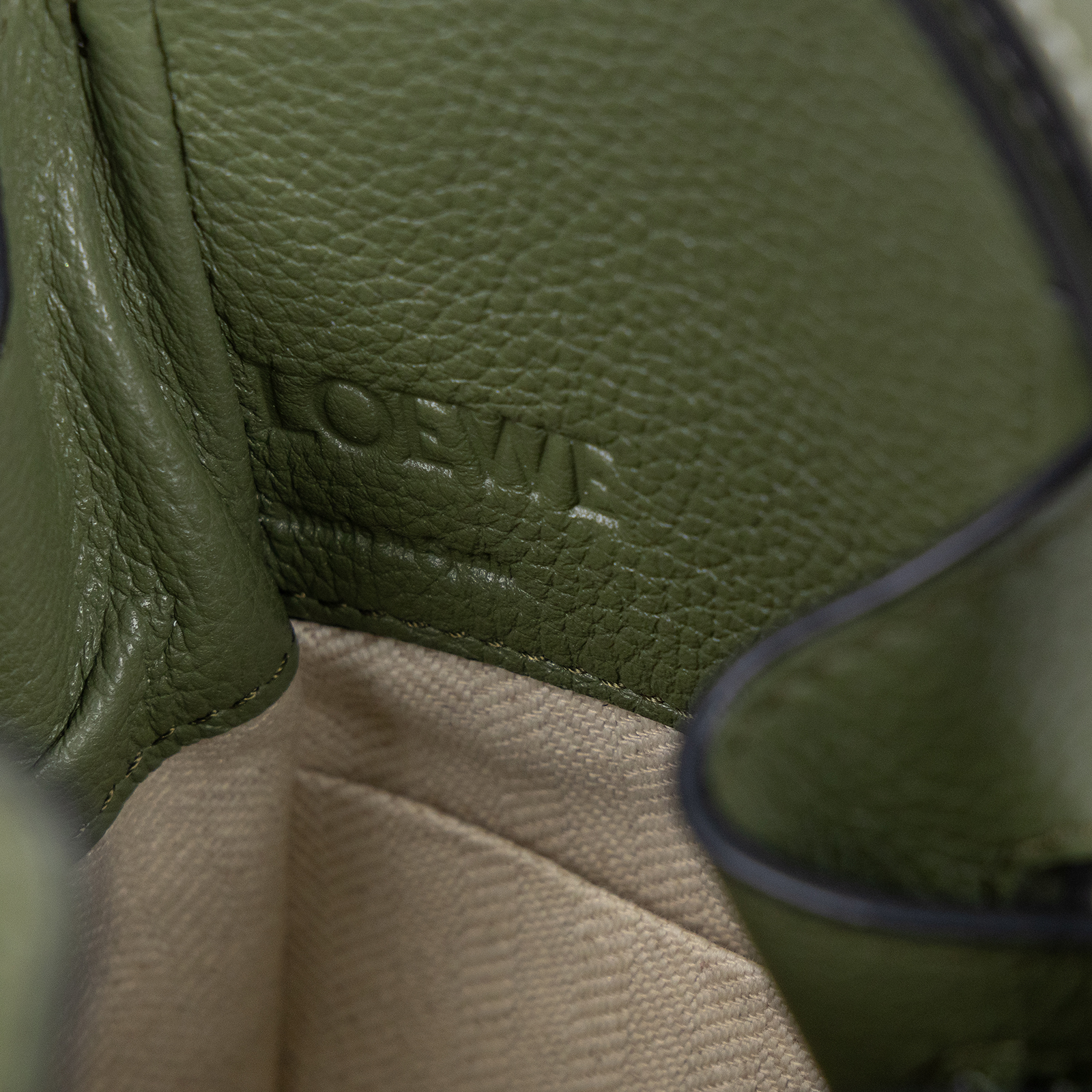 羅意威 LOEWE Mini Hammock drawstring 束口 迷你 小牛皮 肩背 吊床包 314.30.V07 綠MINI HAMMOCK 無附屬品