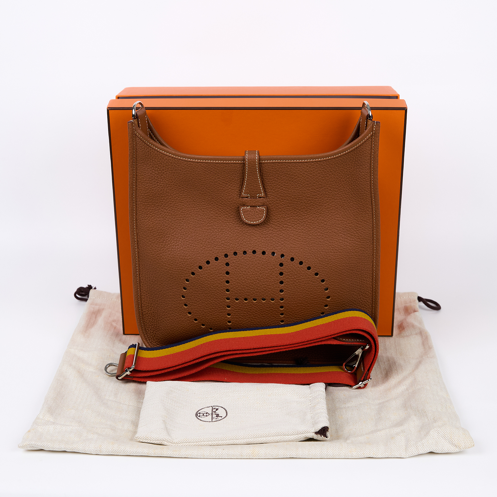 愛馬仕 Hermes Evelyne Bag 伊芙琳包 29 馬蹄型 EV29 H0694443CKAD  原廠盒子/防塵袋