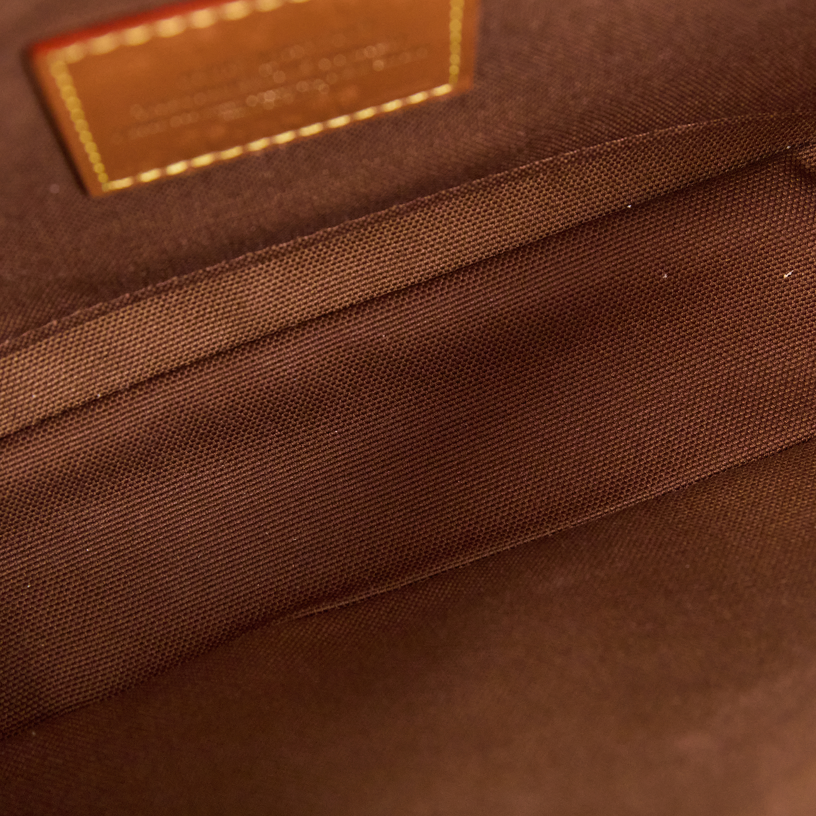 路易威登 LOUIS VUITTON Nil x The Darjeeling Limited 肩背包 斜背包 N40863 晶片款  防塵袋/背帶