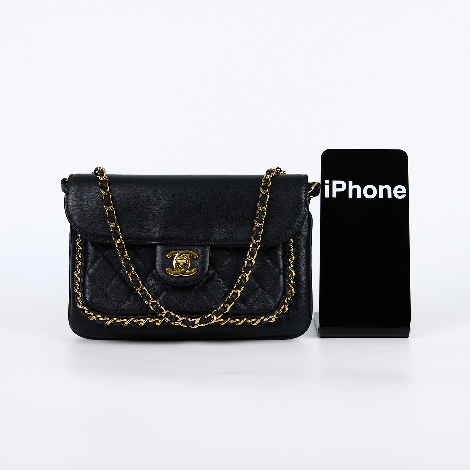 香奈兒 CHANEL Unchained 口蓋包  23開黑羊鍊條斜背包 保證卡