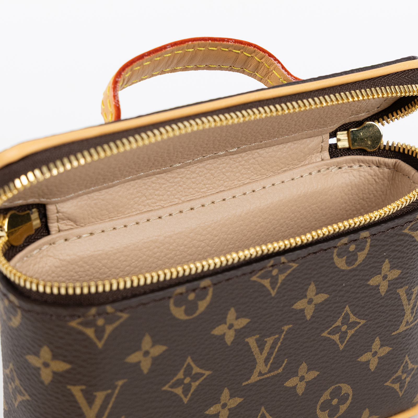 路易威登 LOUIS VUITTON Nice Beauty 化妝包 M83079 晶片款 原花NICE BEAUTY 原廠盒子/防塵袋