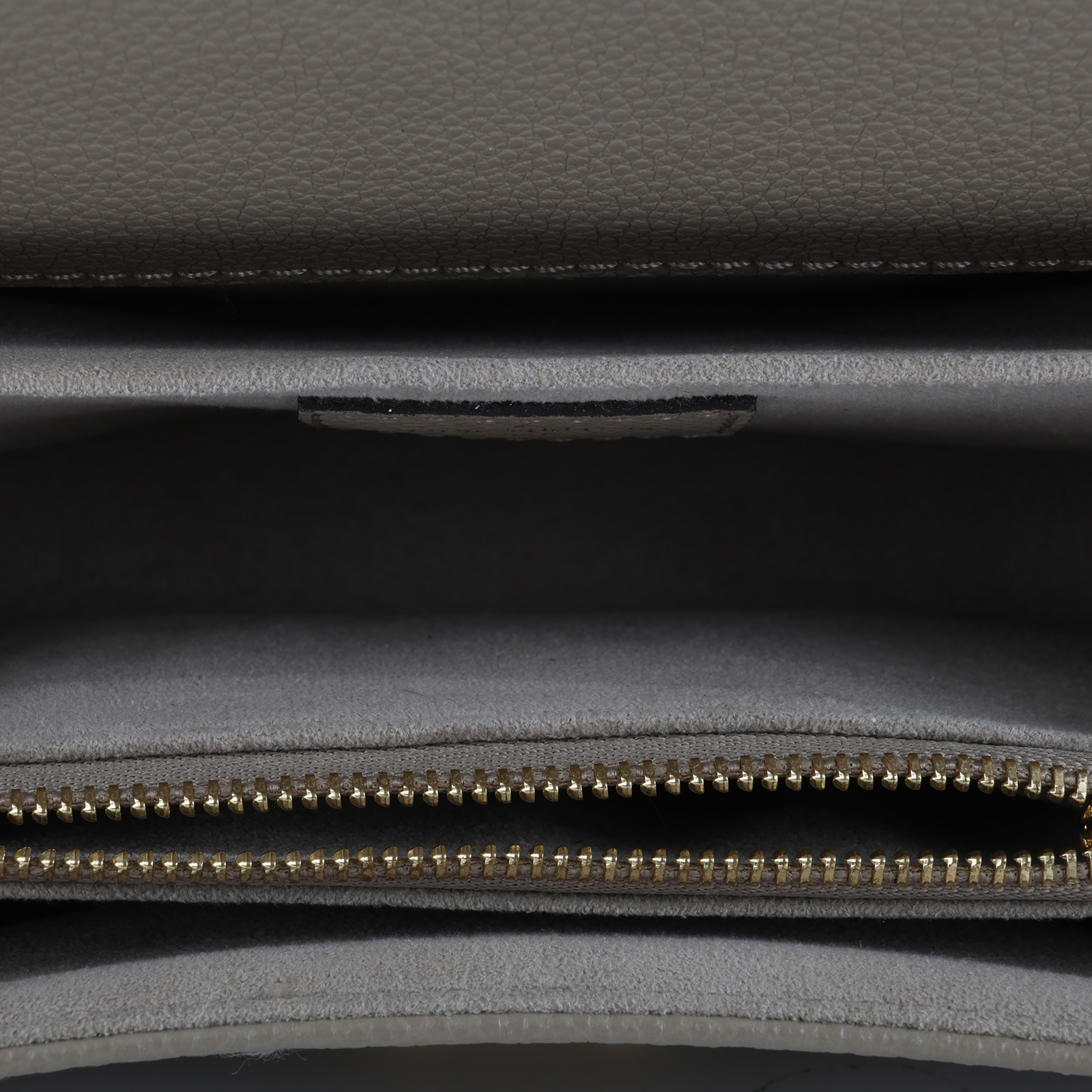 路易威登 LOUIS VUITTON Pochette Métis East West 鏈條 郵差包 腋下單肩包 斑鳩色 奶油色 M23081 晶片款  原廠盒子/防塵袋/背帶/鍊帶