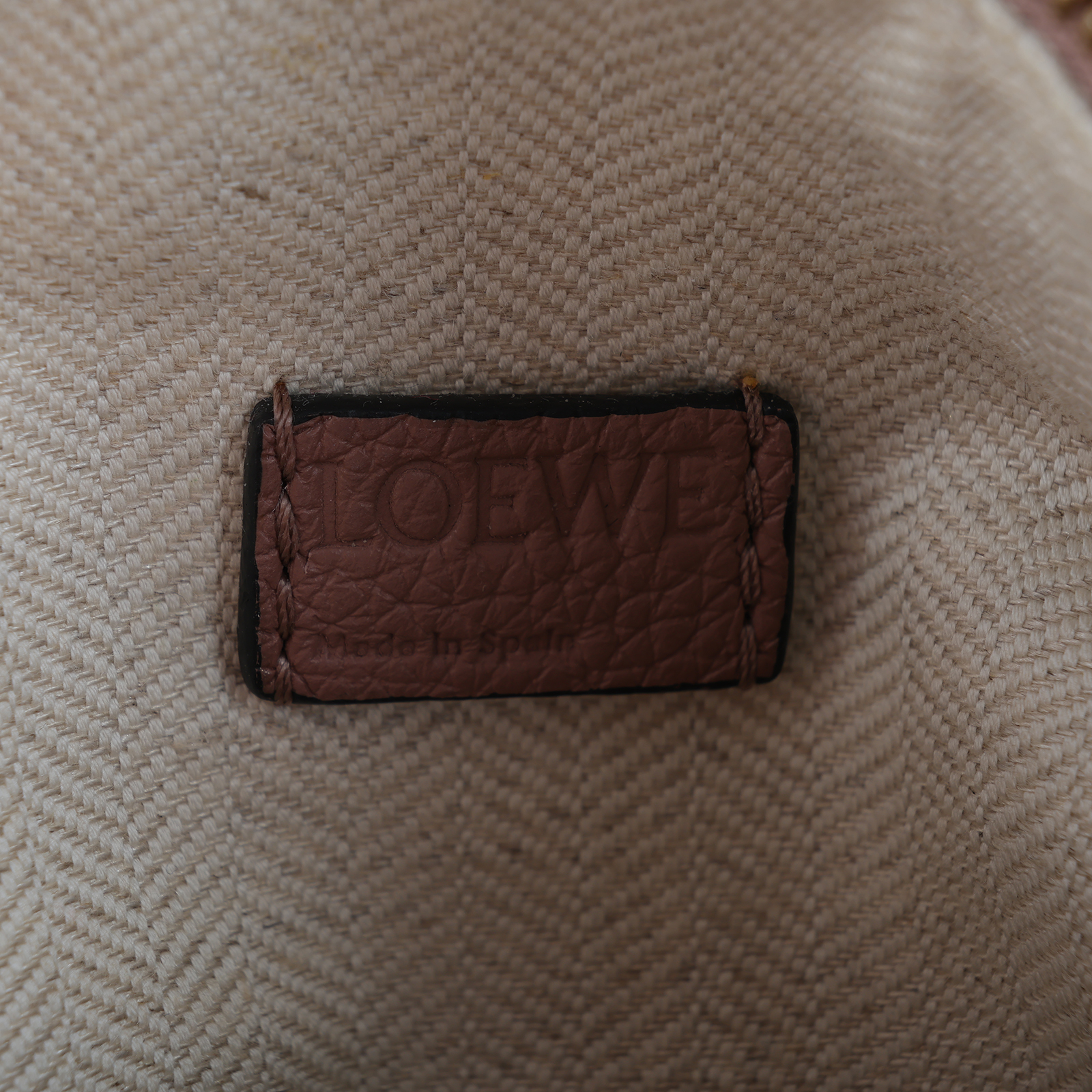 羅意威 LOEWE Small Puzzle bag 斜背包 A510S21X67 DARK BLUSH MINI PUZZLE 防塵袋/背帶