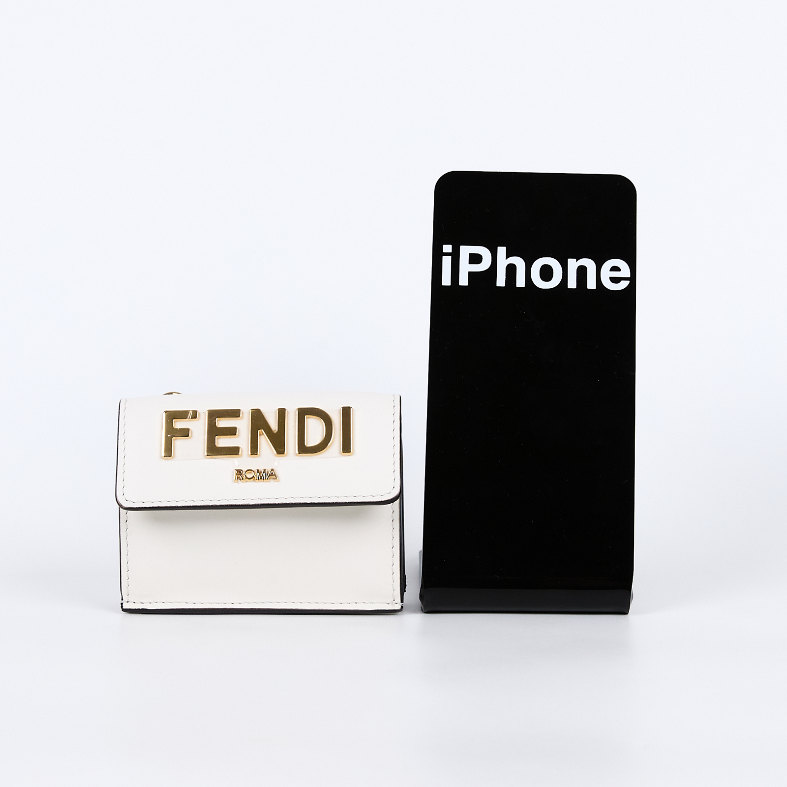 芬迪 FENDI Roma Wallet on Chain 錢包 短夾 鍊條錢包 8M0481AKK2 白色帶小金鍊短夾小廢包 原廠盒子/防塵袋/背帶