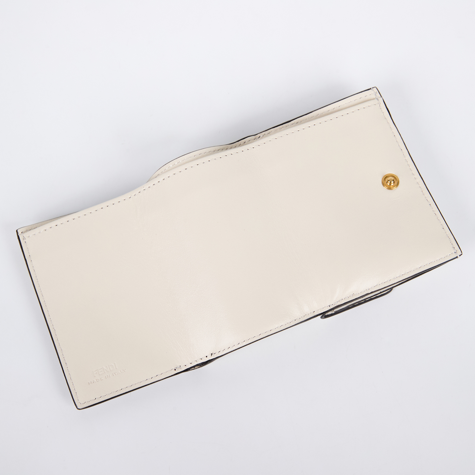 芬迪 FENDI Roma Wallet on Chain 錢包 短夾 鍊條錢包 8M0481AKK2 白色帶小金鍊短夾小廢包 原廠盒子/防塵袋/背帶