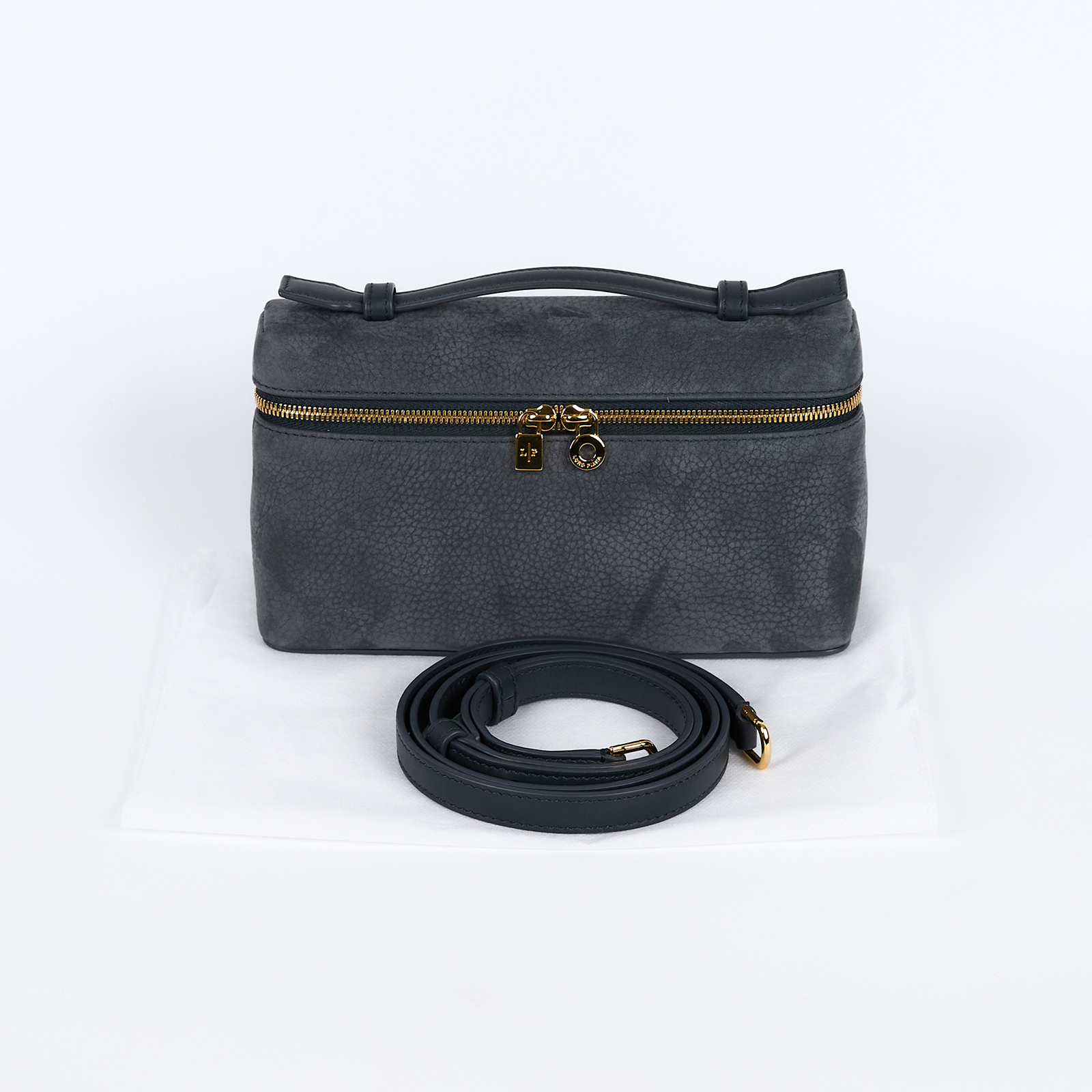 諾悠翩雅 LORO PIANA Extra Pouch L19 手拿包 FAP6658 藍牛皮絨面EXTRA POCKET L19 背帶