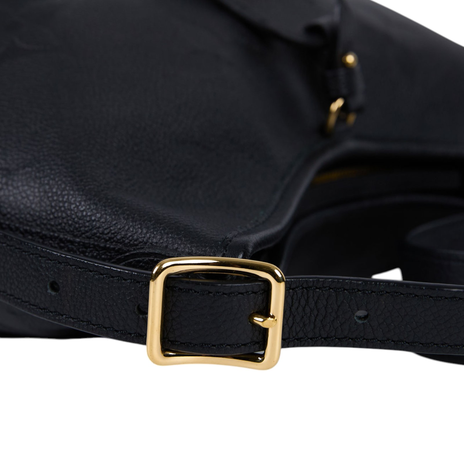 路易威登 LOUIS VUITTON CarryAll PM  黑色 牛皮 肩背包 M46288 晶片款 黑牛皮壓紋CARRYALL PM 防塵袋/內袋