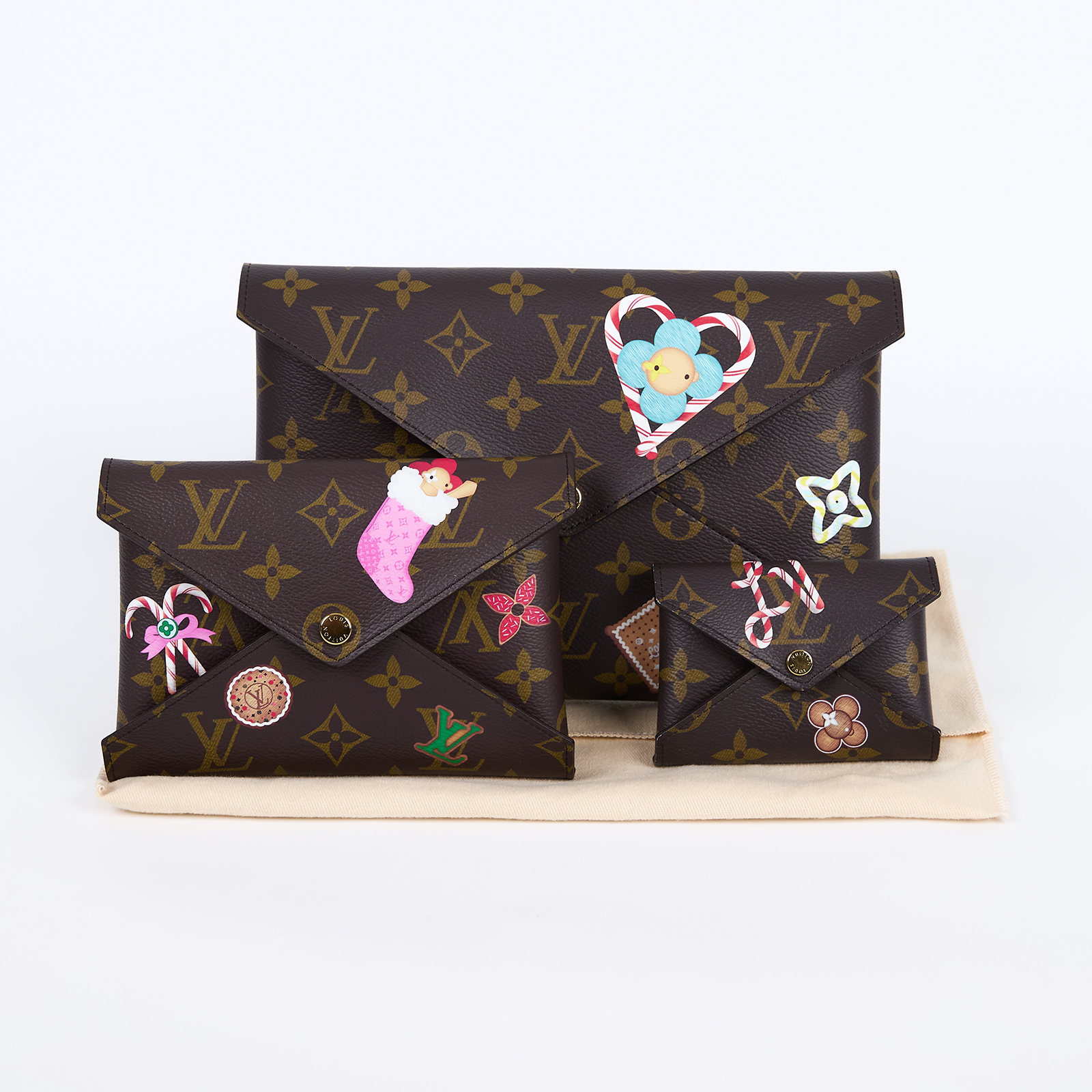 路易威登 LOUIS VUITTON Kirigami Pochette 手拿包 M12203 晶片款 聖誕限定系列手拿包 防塵袋
