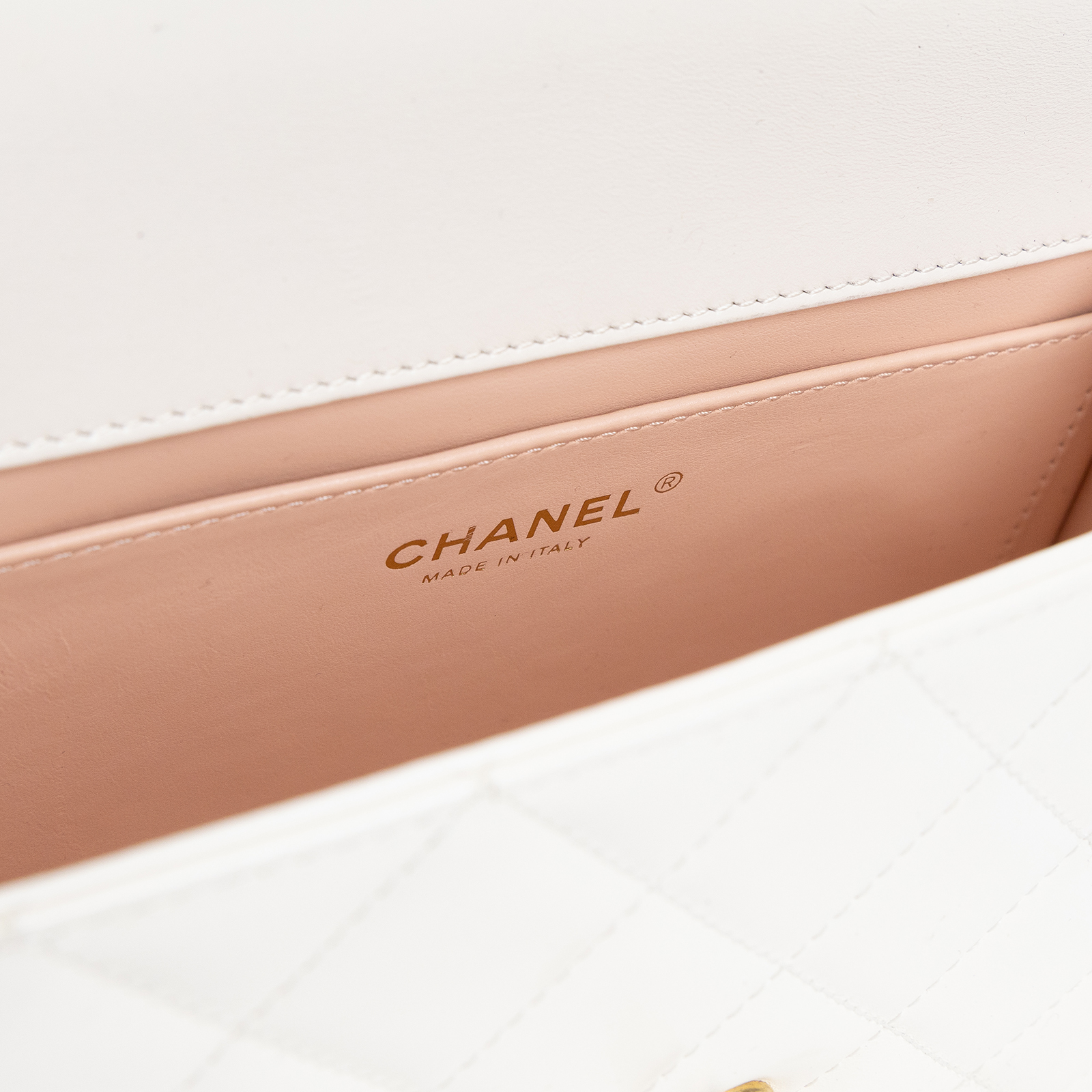 香奈兒 CHANEL 雙金球 經典 斜背 口蓋包 AS2615 晶片款 白雙金珠翻蓋包 防塵袋