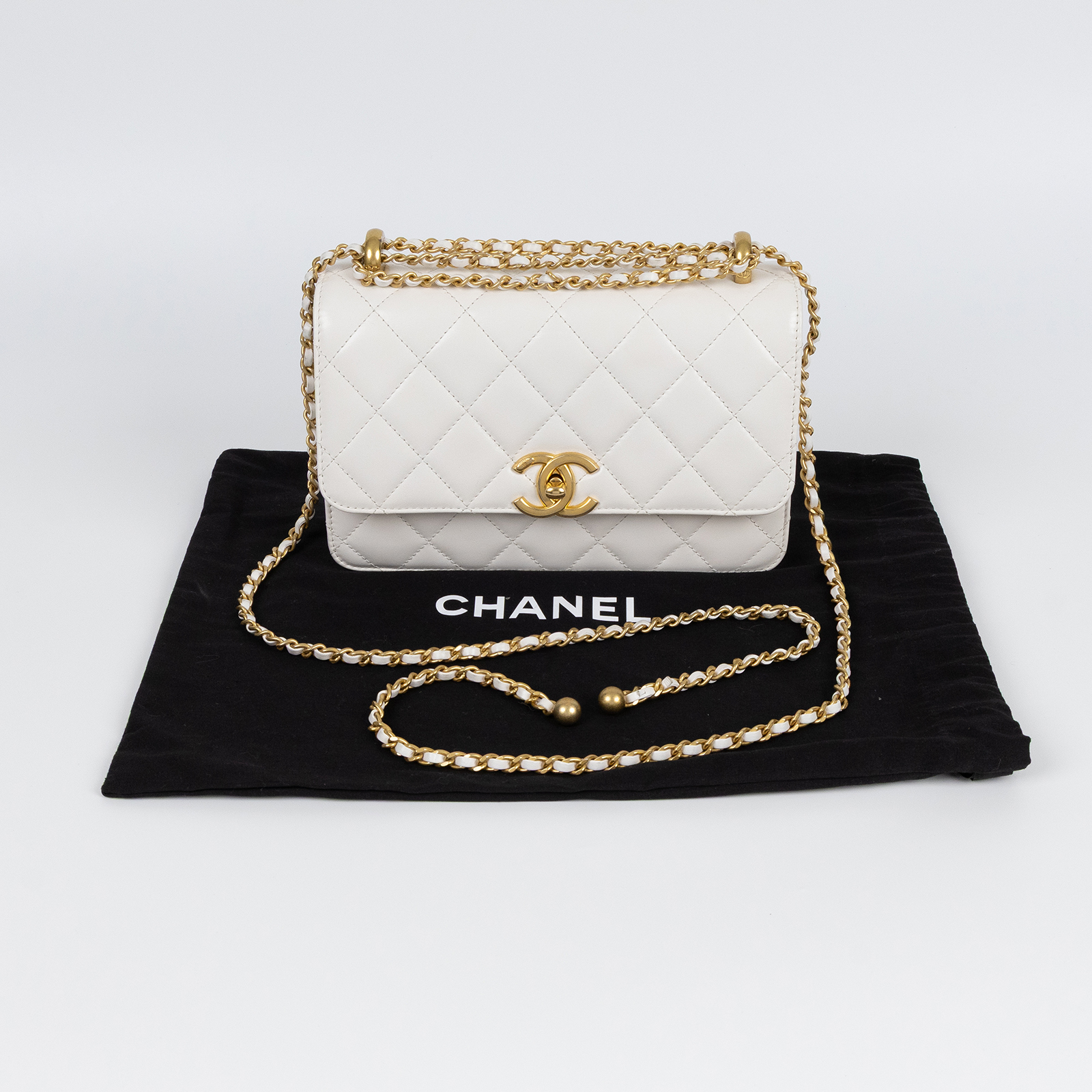 香奈兒 CHANEL 雙金球 經典 斜背 口蓋包 AS2615 晶片款 白雙金珠翻蓋包 防塵袋