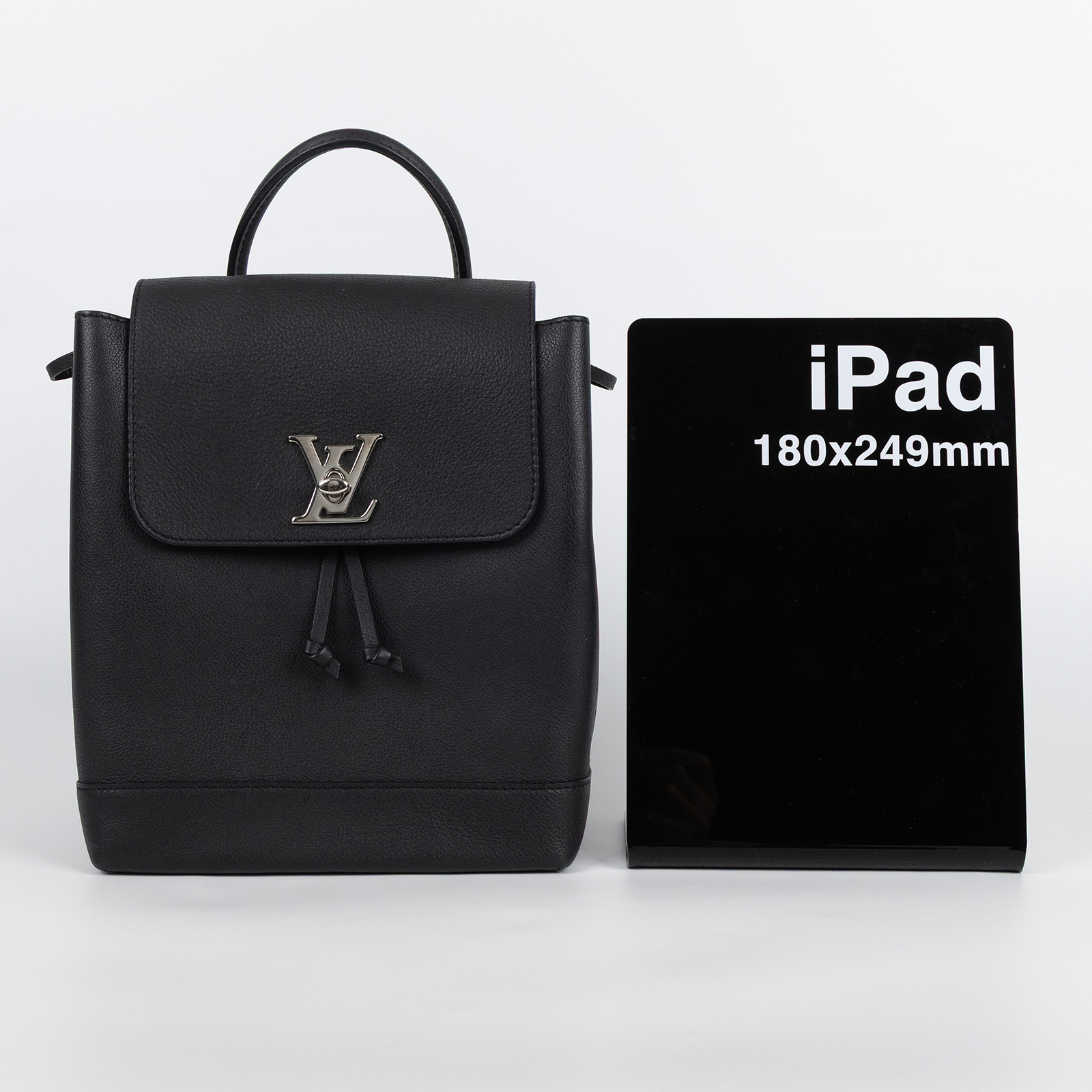路易威登 LOUIS VUITTON Lockme Backpack 翻蓋 束口 後背包 M41815 黑LOCKME後背包 無附屬品