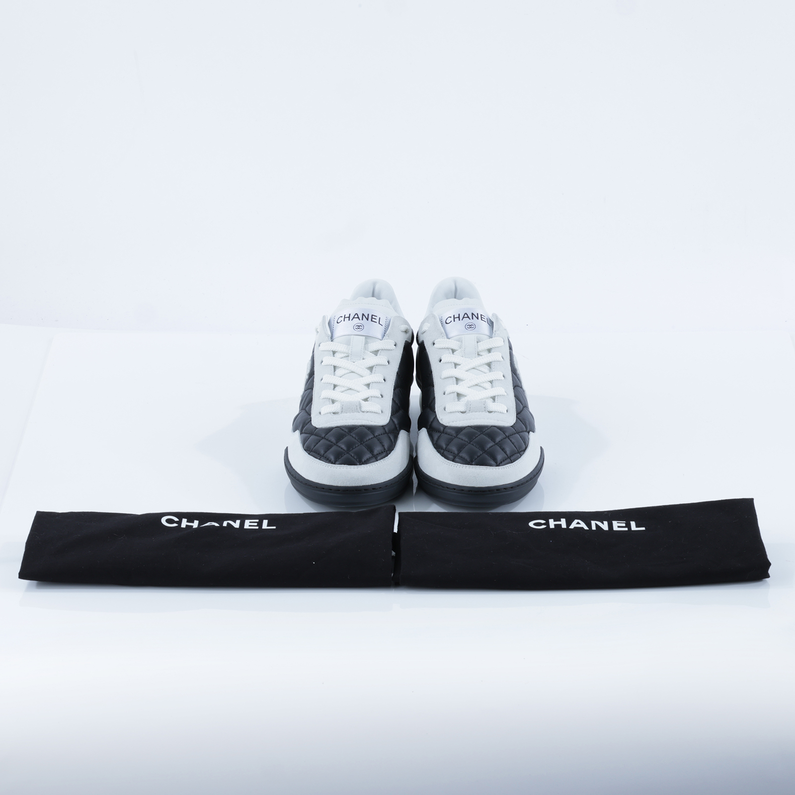 香奈兒 CHANEL CC LOGO 球鞋 運動鞋 G47274 B24503_375 黑白皮革雙C休閒鞋#37.5 防塵袋