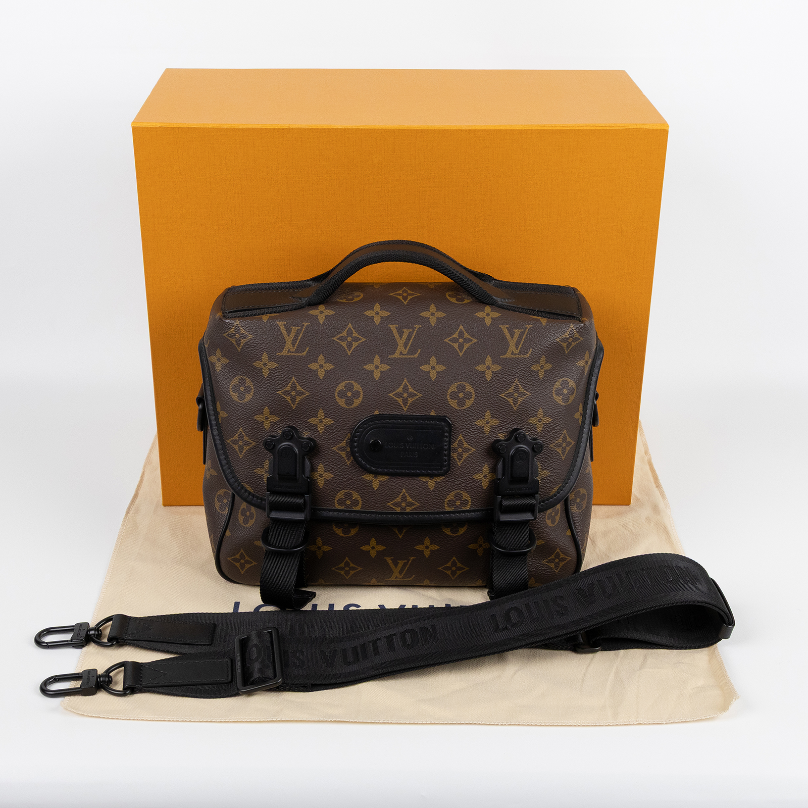 路易威登 LOUIS VUITTON Trail 郵差包 M46972 晶片款 原花TRAIL 原廠盒子/防塵袋/背帶