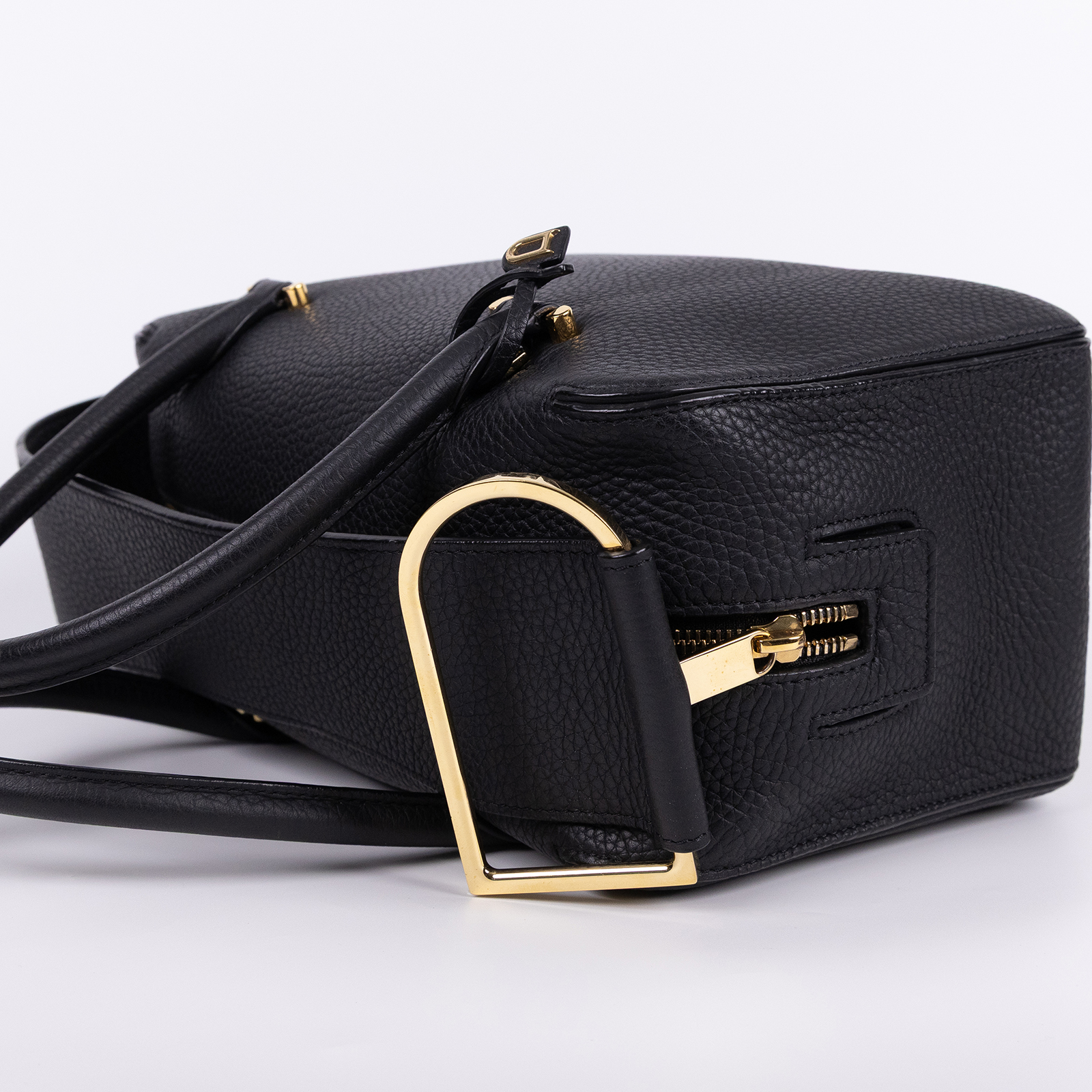 德爾沃 DELVAUX  Cool Box MM AA0457AQY099ZDO 黑COOL BOX MM 背帶/防塵袋/原廠盒子/台灣購買證明