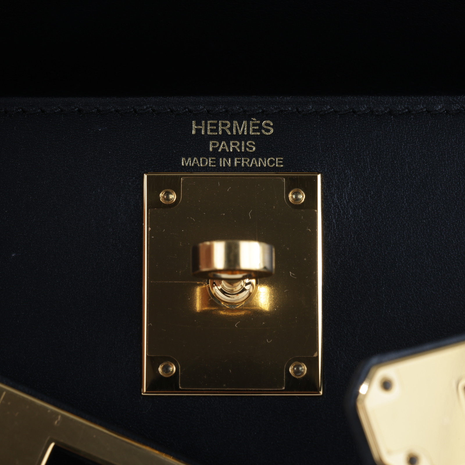 愛馬仕 Hermes Kelly Bag 凱莉包 28 金色五金 黑色 H073675CC89 /C刻  原廠盒子/防塵袋/背帶/鎖組/吊牌/購買證明