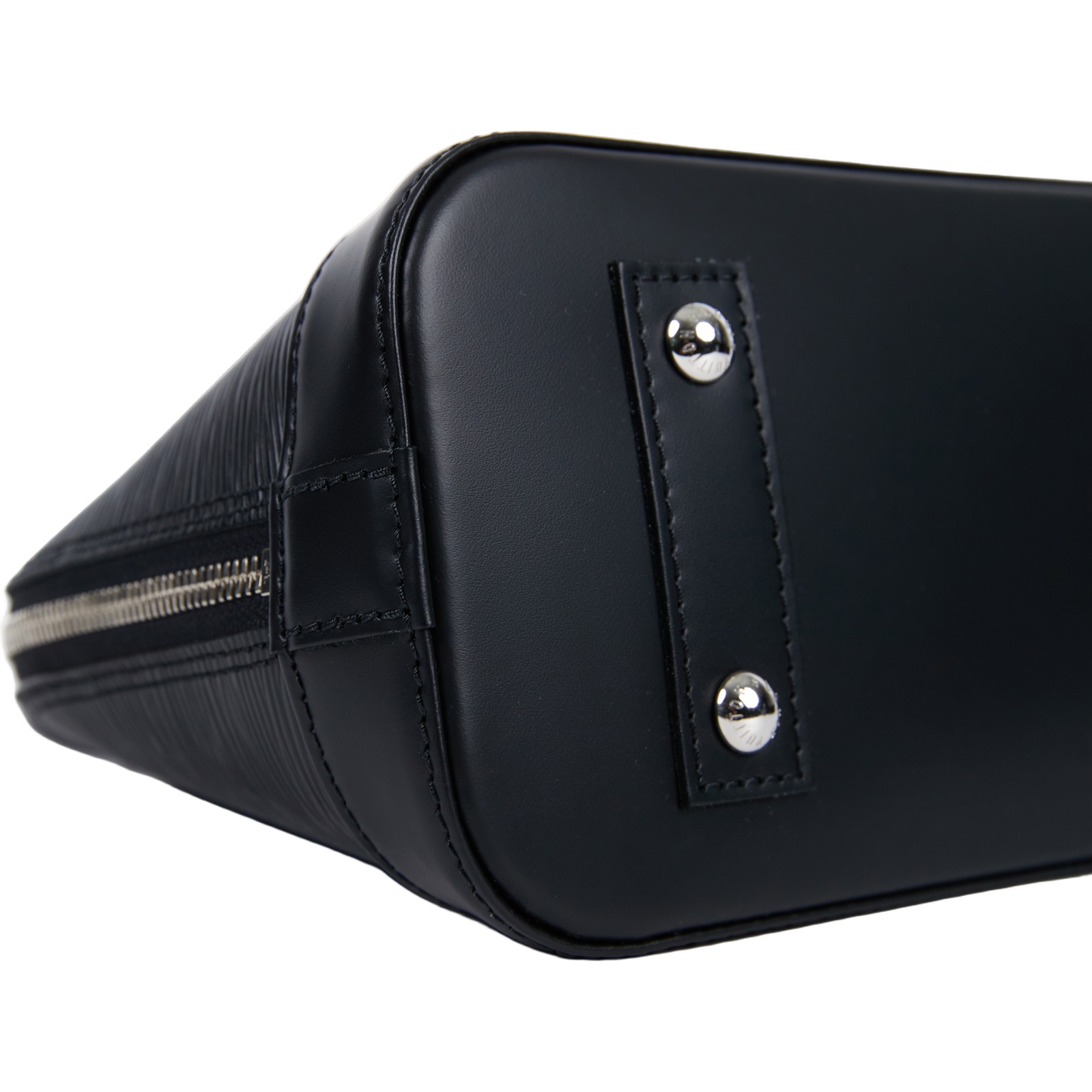 路易威登 LOUIS VUITTON Nano Alma 手提包 黑色 M24645 晶片款  原廠盒子/防塵袋/背帶/鎖組/吊牌/購買證明