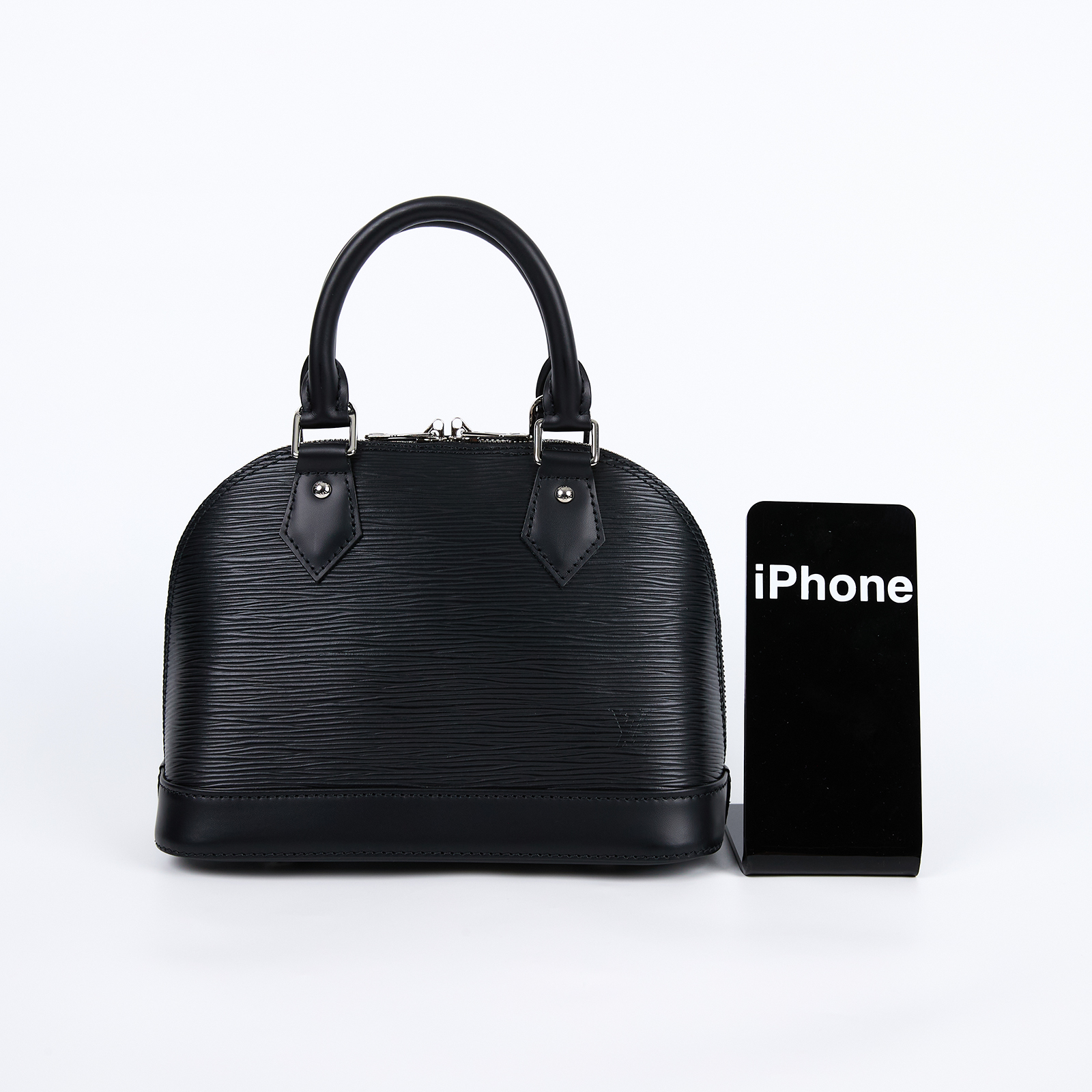 路易威登 LOUIS VUITTON Nano Alma 手提包 黑色 M24645 晶片款  原廠盒子/防塵袋/背帶/鎖組/吊牌/購買證明