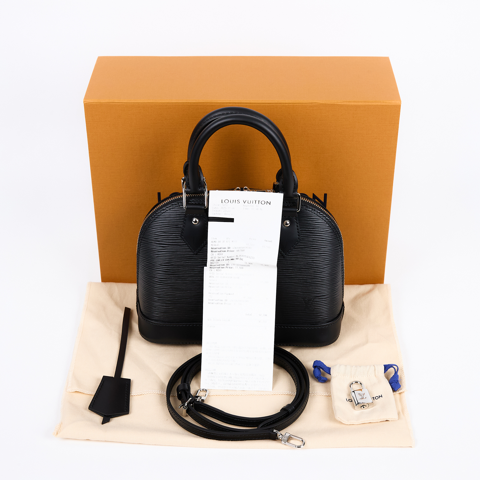 路易威登 LOUIS VUITTON Nano Alma 手提包 黑色 M24645 晶片款  原廠盒子/防塵袋/背帶/鎖組/吊牌/購買證明
