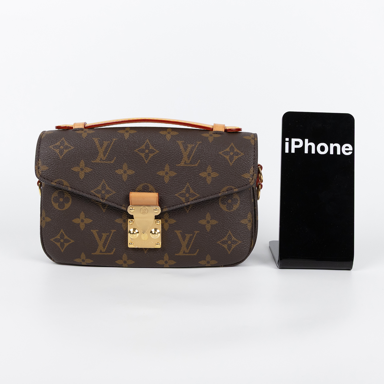路易威登 LOUIS VUITTON Pochette Métis East West 老花 鏈條 郵差包 腋下單肩包 M46279 晶片款  原廠盒子/防塵袋/購買證明影本/背帶