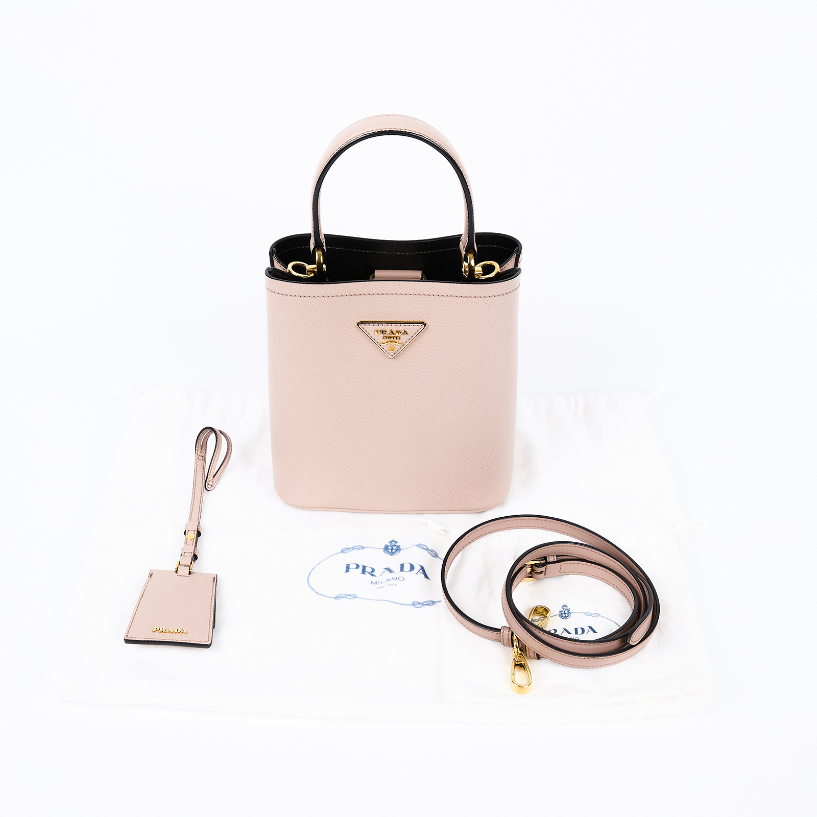普拉達 PRADA 雙小型 Saffiano手袋 1BA217_2ERX 奶茶SAFFIANO皮革水桶包 背帶/吊牌/防塵袋
