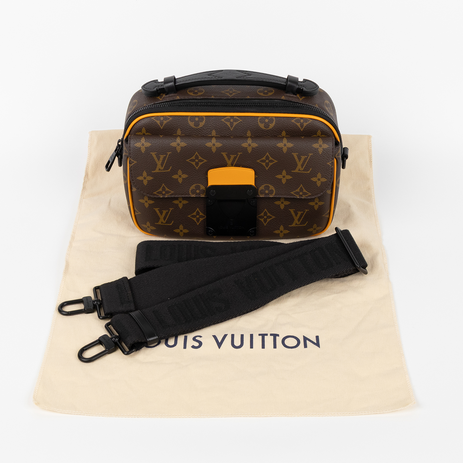 路易威登 LOUIS VUITTON S-Lock Messenger 郵差包 肩背包 斜背包 M46688 晶片款 原花S-Lock 郵差包 防塵袋/背帶