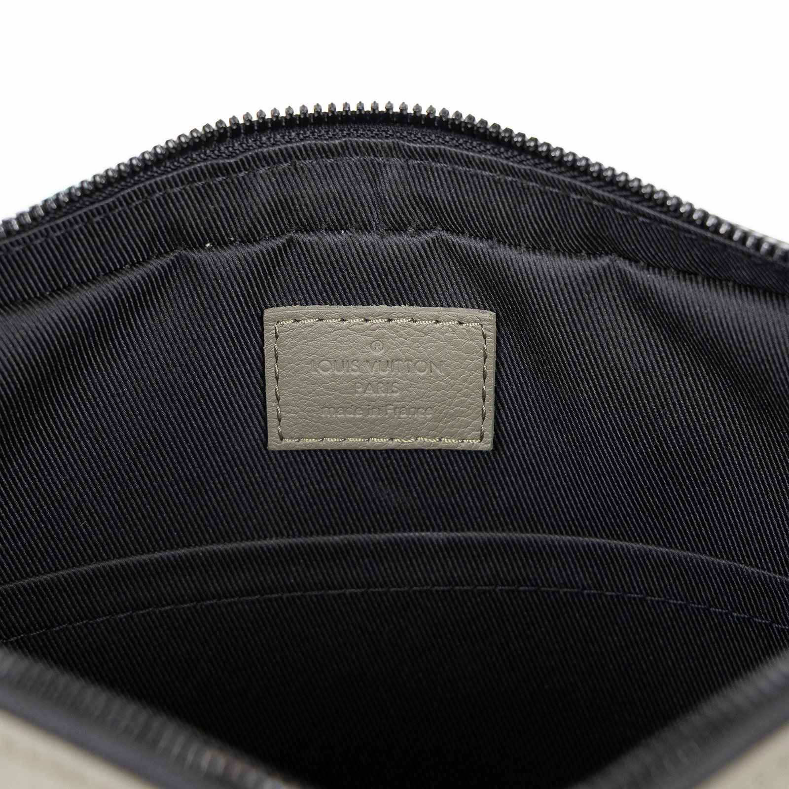 路易威登 LOUIS VUITTON Trio 三合一 郵差包 斜背包 M12490 晶片款 綠原花Trio 郵差包 防塵袋/子包2/背帶