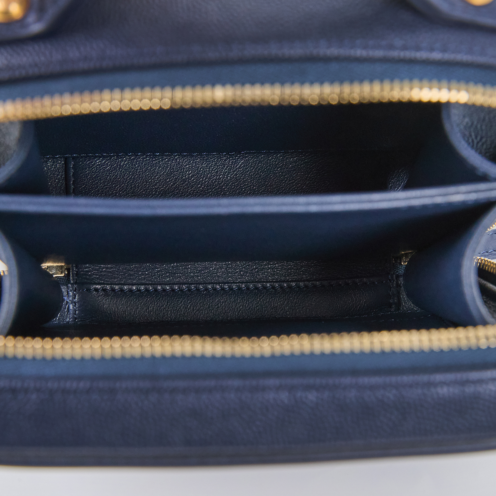 香奈兒 CHANEL Vanity Case Handle 斜背 手提 化妝箱 A93342 Y83371 26開深藍vANITY CASE17 原廠盒子/防塵袋/購買證明/保證卡