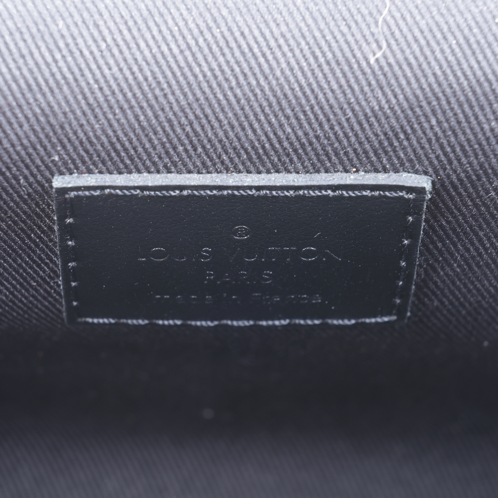 路易威登 LOUIS VUITTON Steamer 隨身錢包 肩背 M81783 晶片款 黑原花STREAMER肩背包 原廠盒子/防塵袋