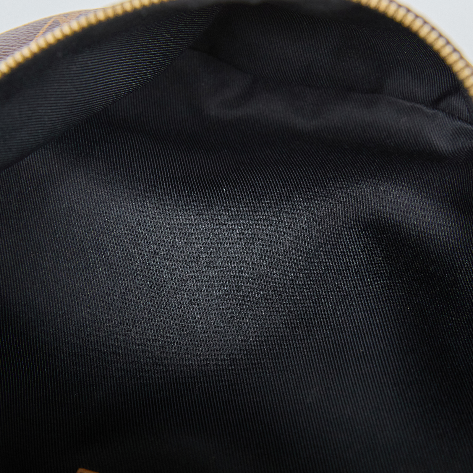 路易威登 LOUIS VUITTON Bumbag 經典帆布 腰包 斜跨包 M43644 原花腰包 無附屬品