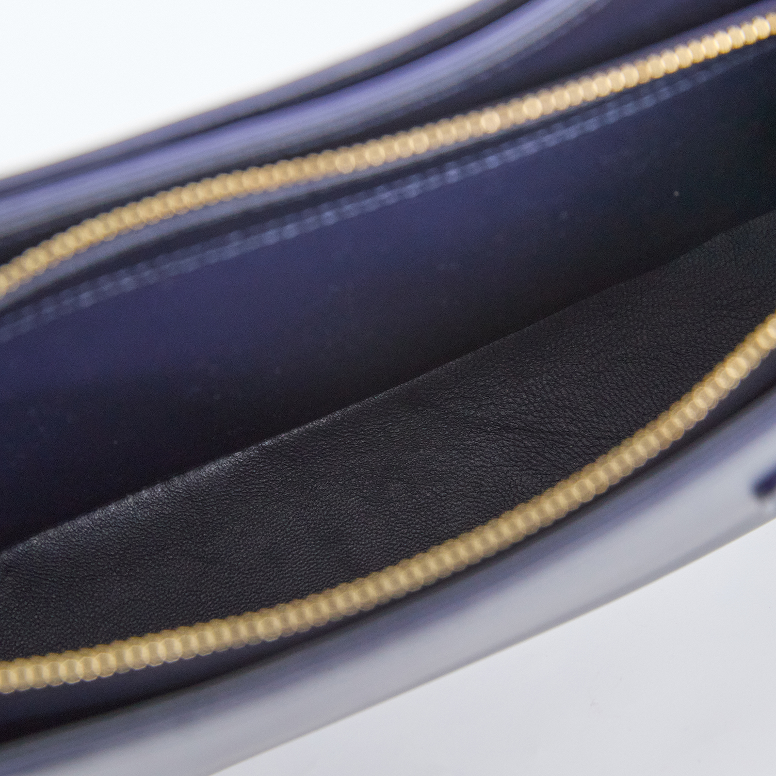 菲拉格慕 SALVATORE FERRAGAMO Gancini HOBO 肩背包 小型 AQ-21-0348 深藍HOBO 防塵袋