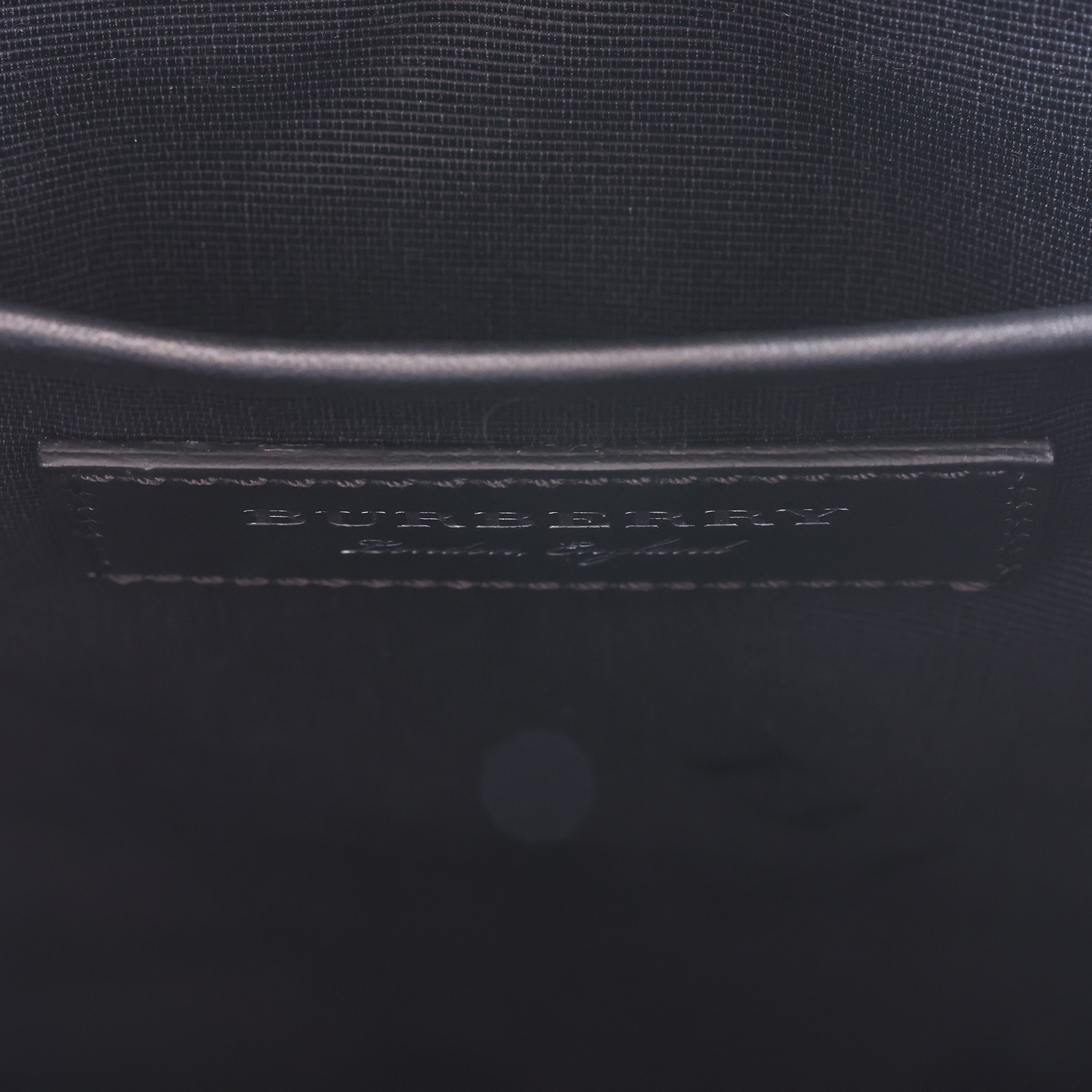 博柏利 BURBERRY The Rucksack 尼龍 後背包  黑刺繡尼龍後背包The Rucksack Backpack 防塵袋