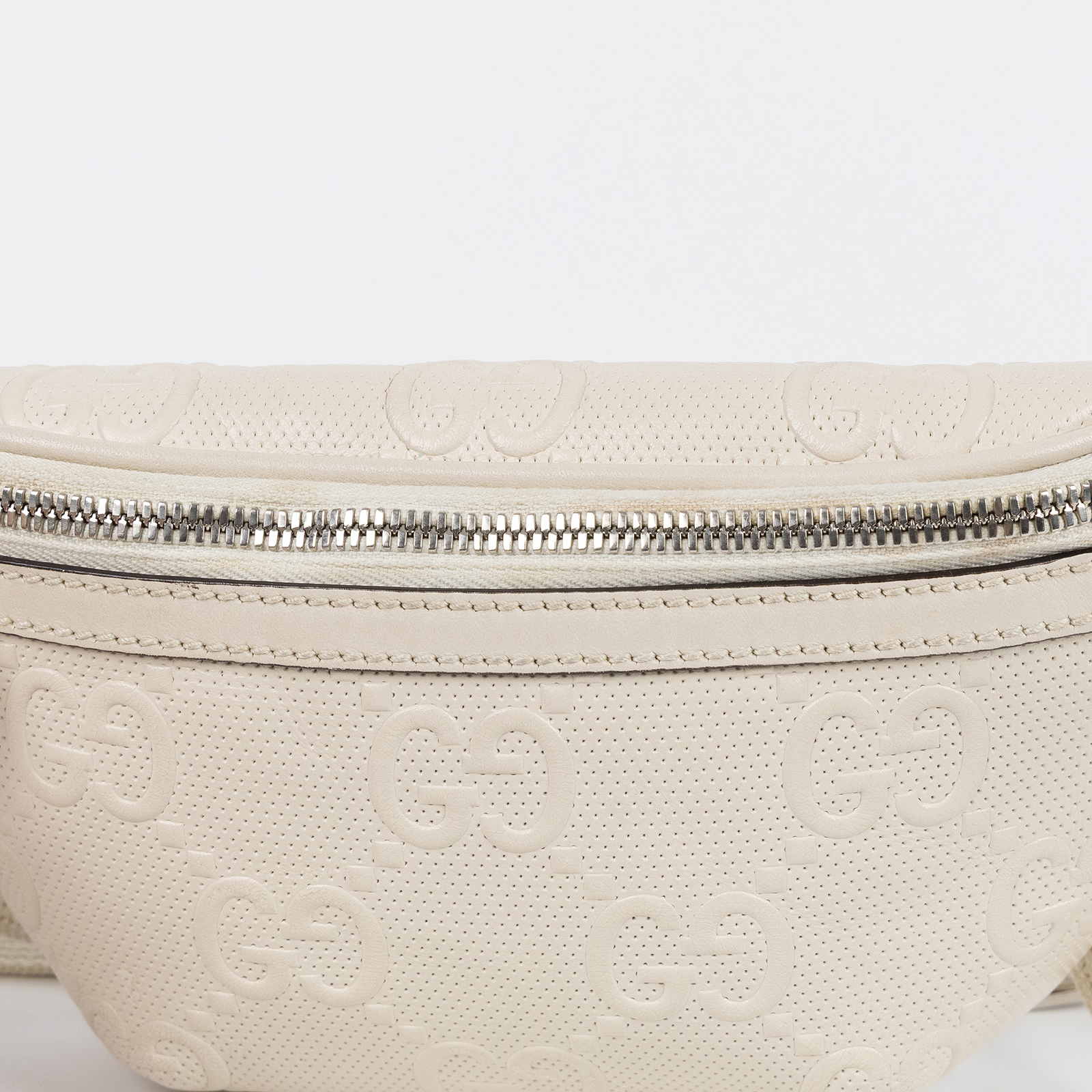 古馳 GUCCI Jumbo GG 腰包 658582 1W3CN 白洞洞GG皮革腰包 無附屬品