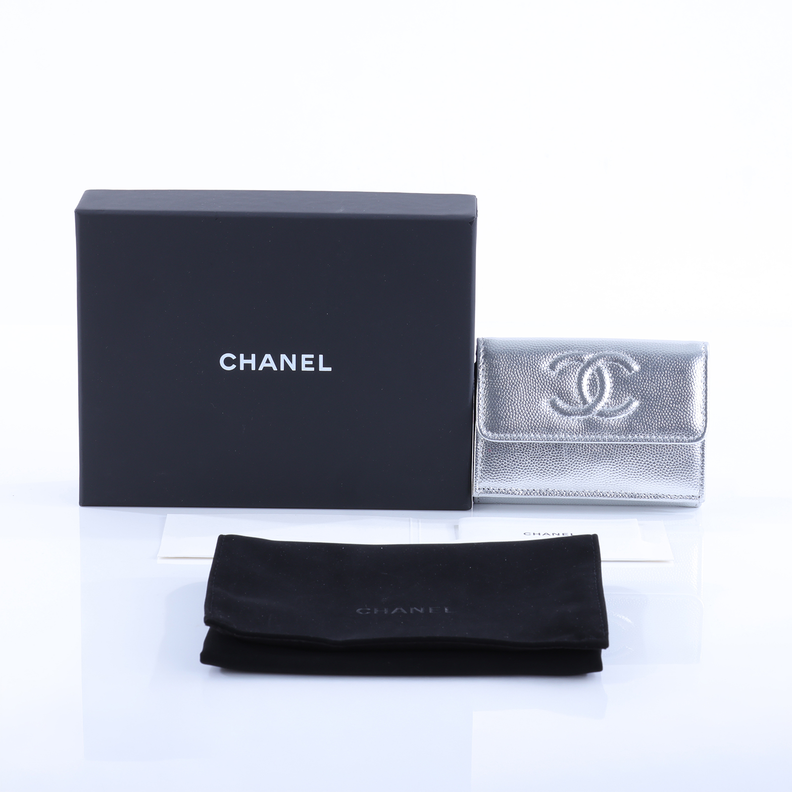 香奈兒 CHANEL 短夾 錢包 AP4655 B22661 晶片款 太空銀銀荔枝三折短夾 防塵袋/原廠盒子