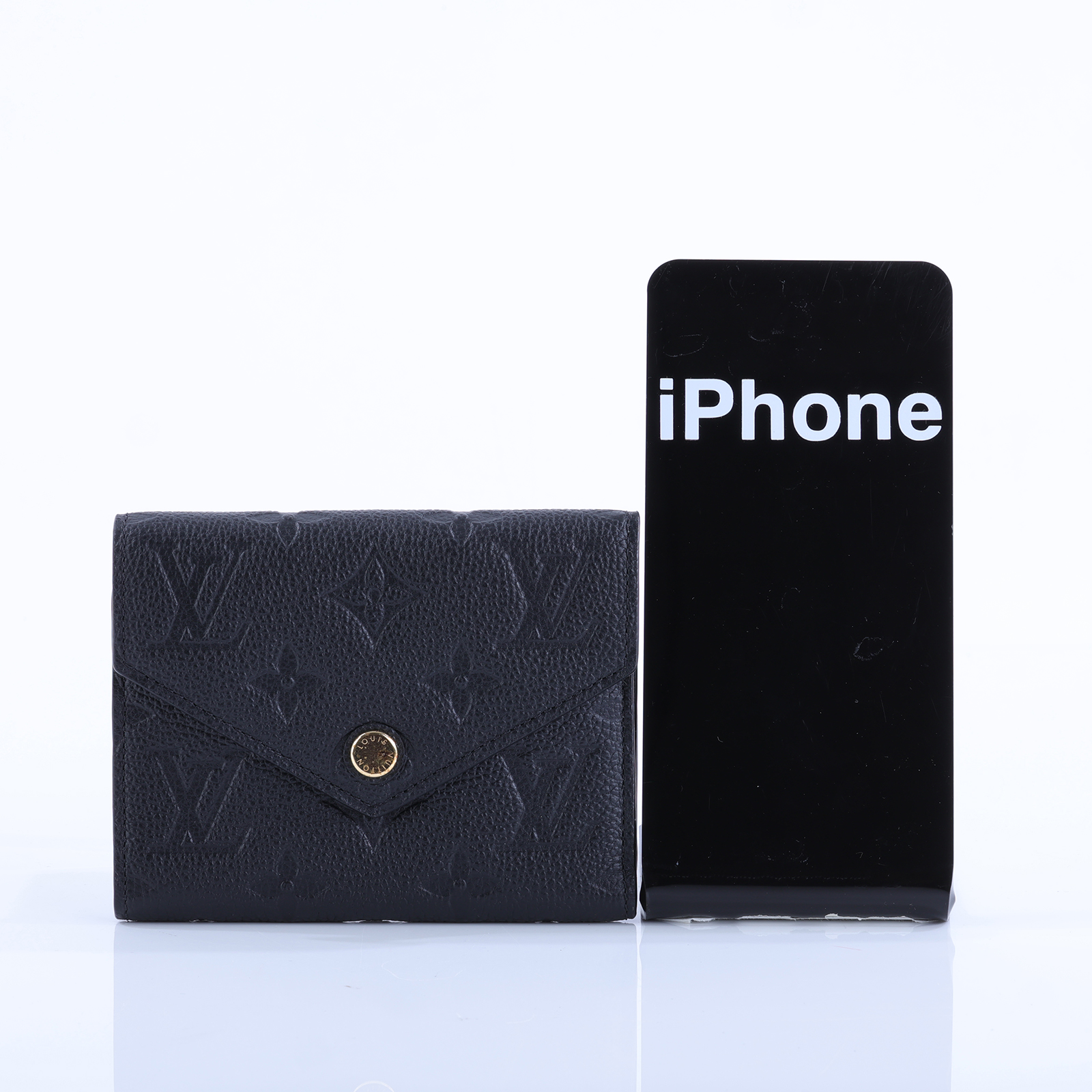 路易威登 LOUIS VUITTON Victorine 錢包 壓花牛皮 M64060 晶片款 黑原花壓紋VICTORINE 防塵袋/原廠盒子