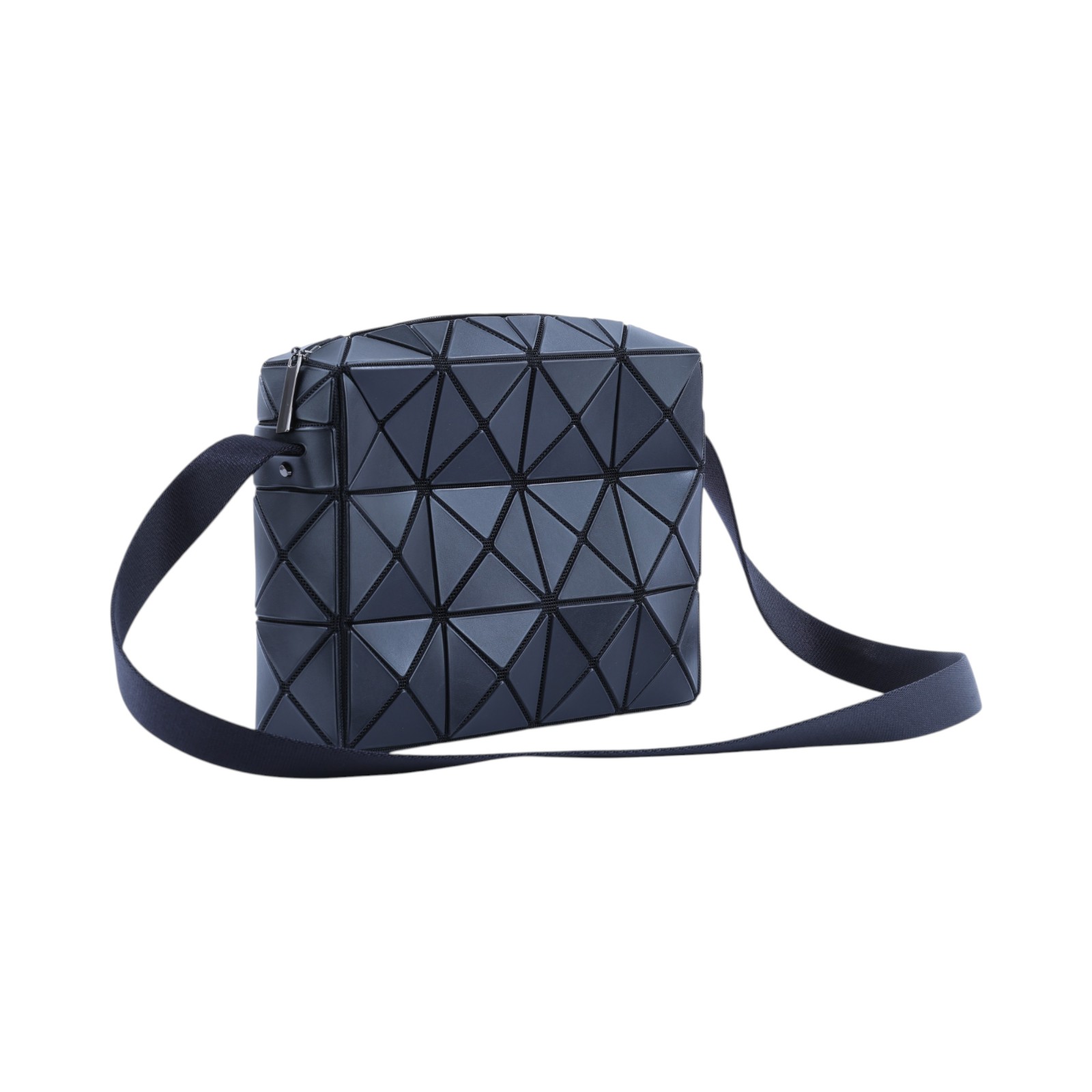 三宅一生 ISSEY MIYAKE BAOBAO CUBOID 幾何立方 4X3 斜背包  黑幾何肩背包4X3 防塵袋