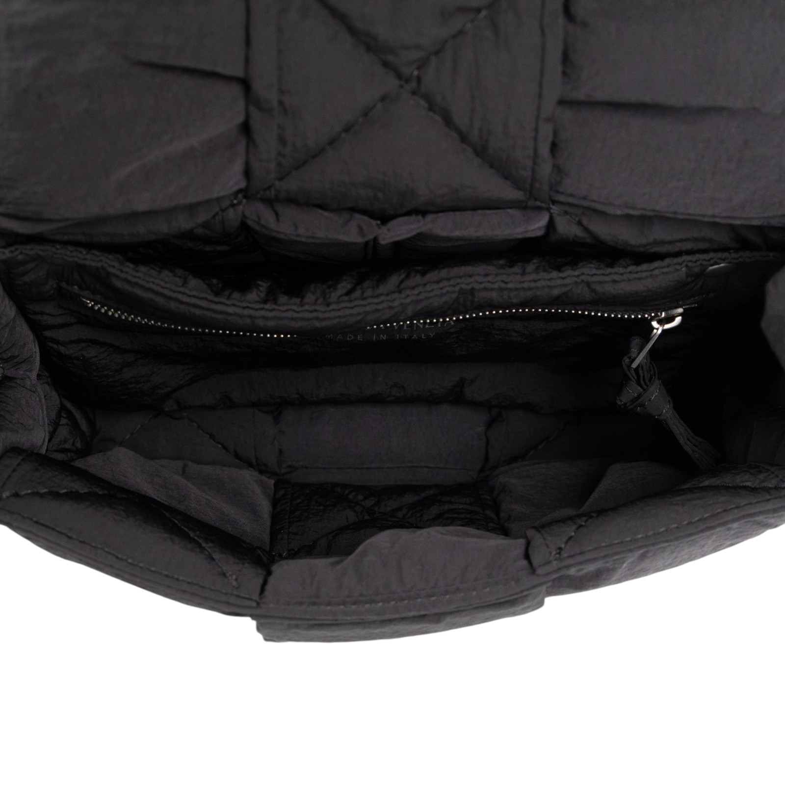 寶緹嘉 BOTTEGA VENETA Small Padded Tech Cassette 肩背包 755182VBO81  防塵袋