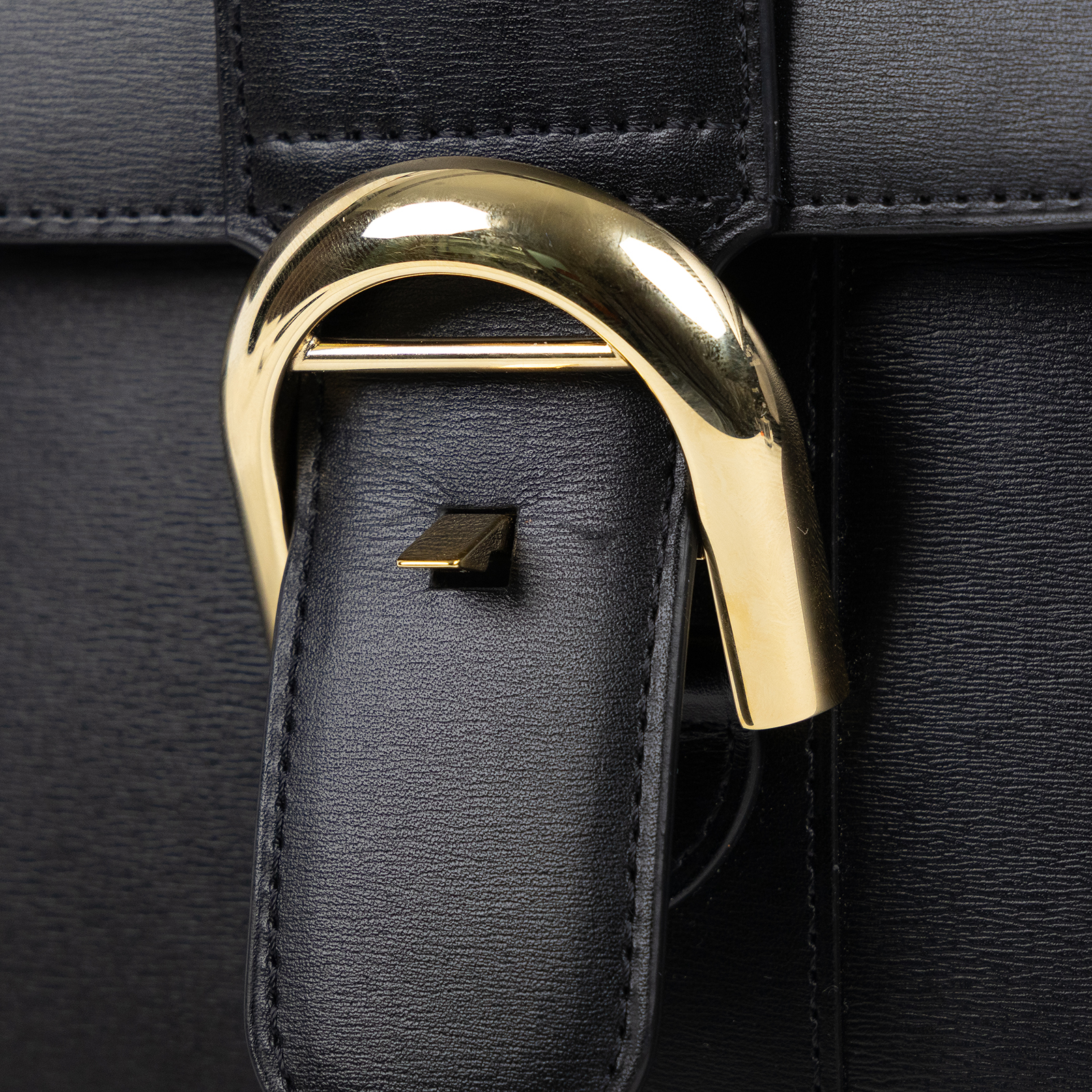 德爾沃 DELVAUX  Brillant 手提包  黑BRILLANT 防塵袋/背帶