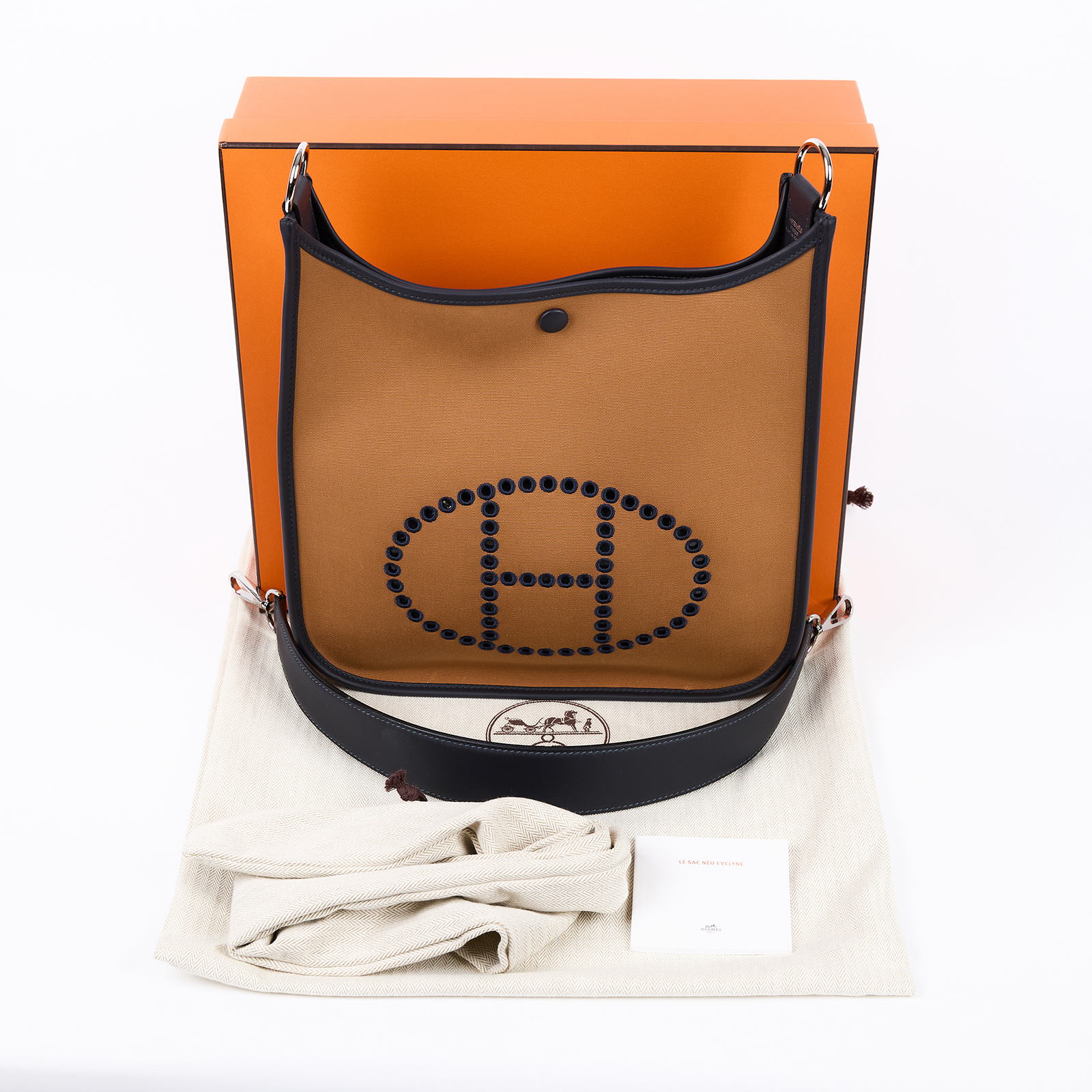 愛馬仕 Hermes Evelyne Bag 伊芙琳包 29 馬蹄型 EV29 W TS 009 AU W刻棕帆布EVELYNE 29 原廠盒子/防塵袋/背帶