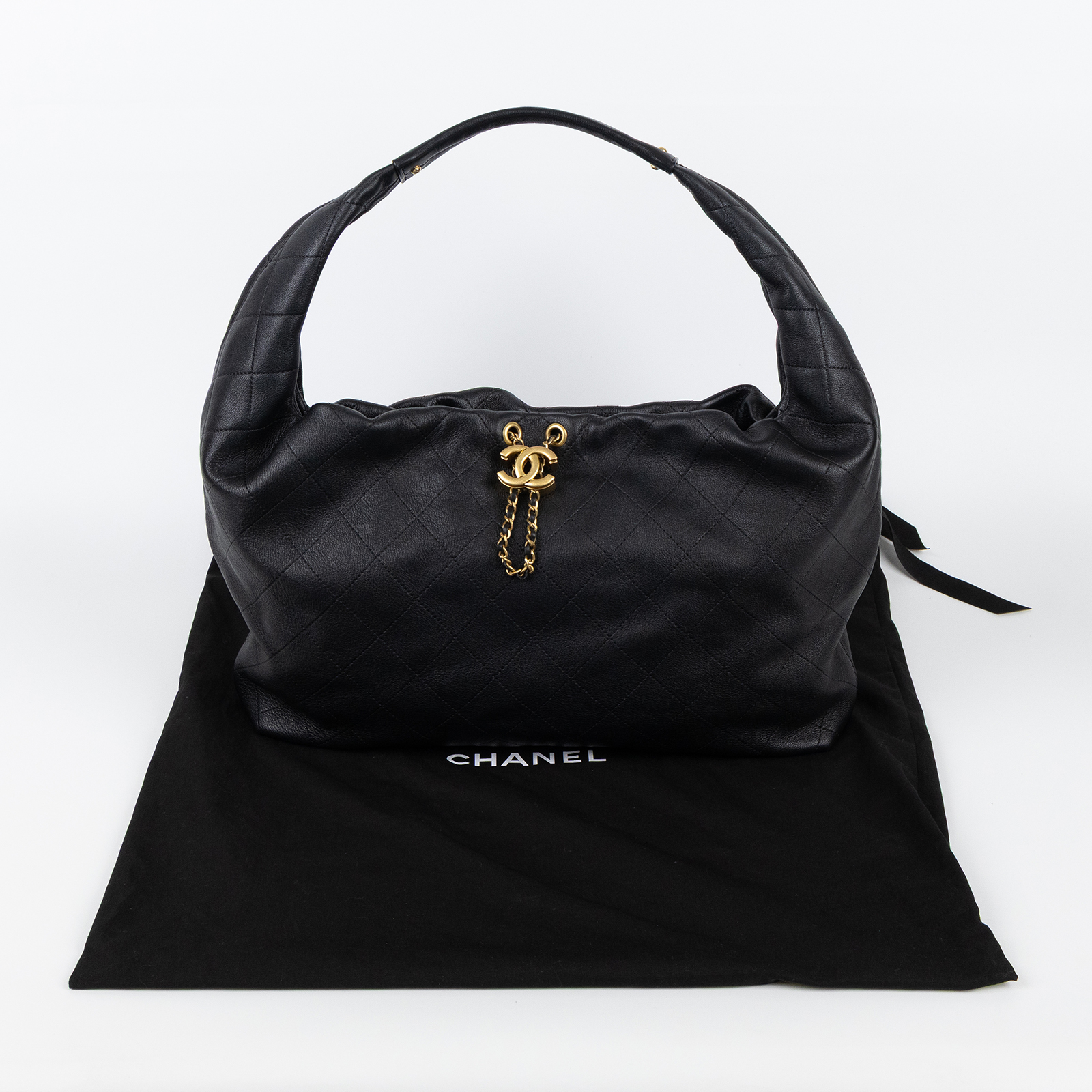 香奈兒 CHANEL Hobo Bag 流浪包 AS5976 晶片款 黑金HOBO 防塵袋