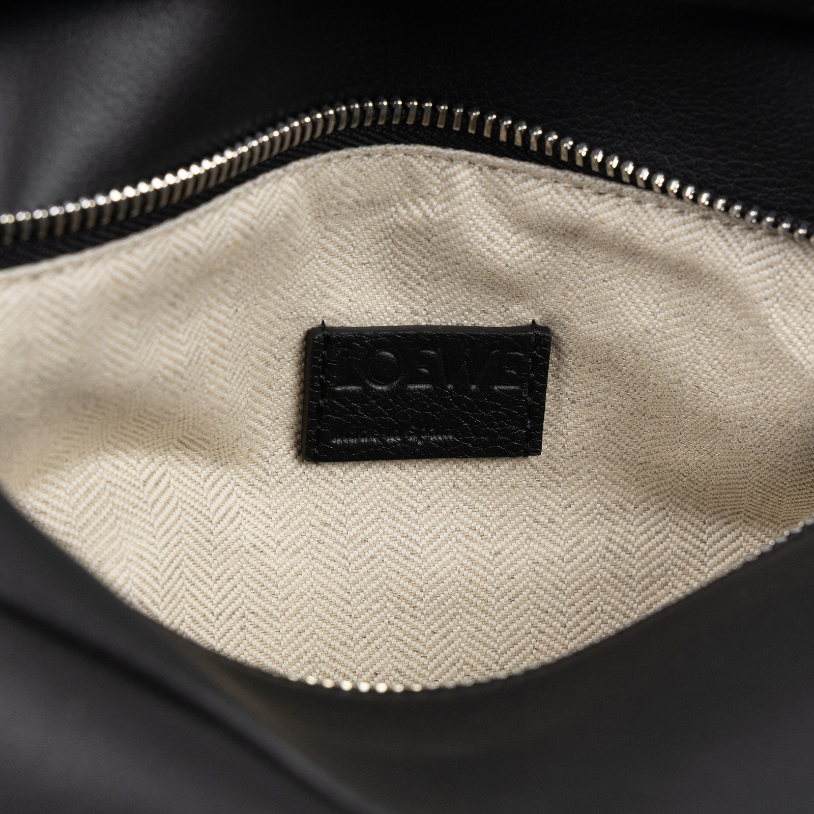 羅意威 LOEWE Small Puzzle bag 肩背 斜背包 A510P60X41 黑PUZZLE SMALL EDGE 防塵袋/背帶