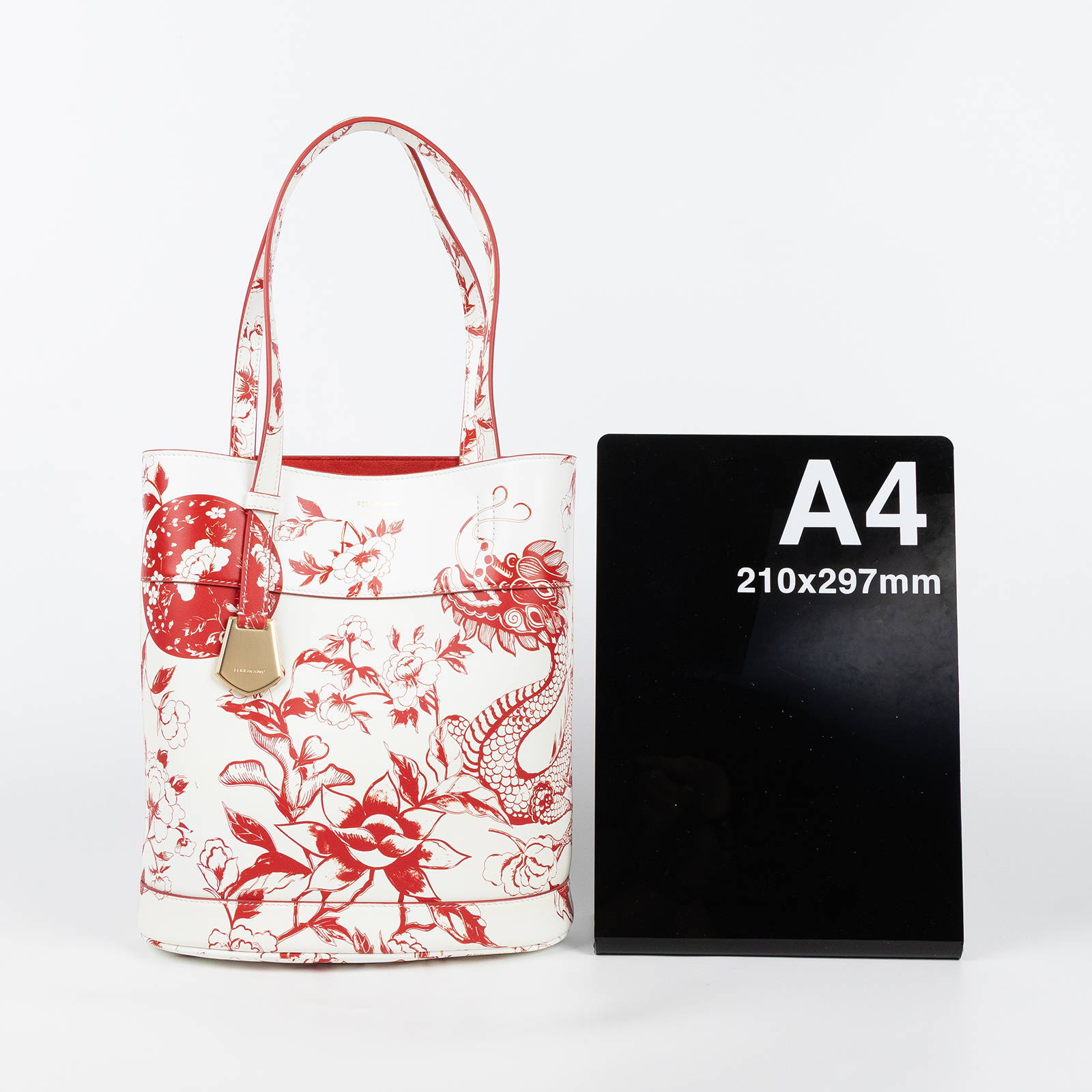 菲拉格慕 SALVATORE FERRAGAMO 肩背包 水桶包  白色龍年托特包 防塵袋/原廠盒子/內袋