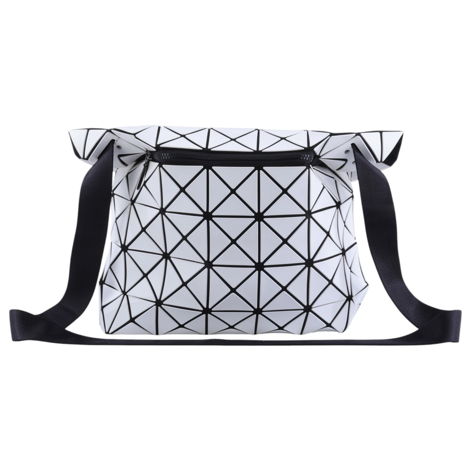 三宅一生 ISSEY MIYAKE BAOBAO 斜背包  白郵差包 5x7 無附屬品